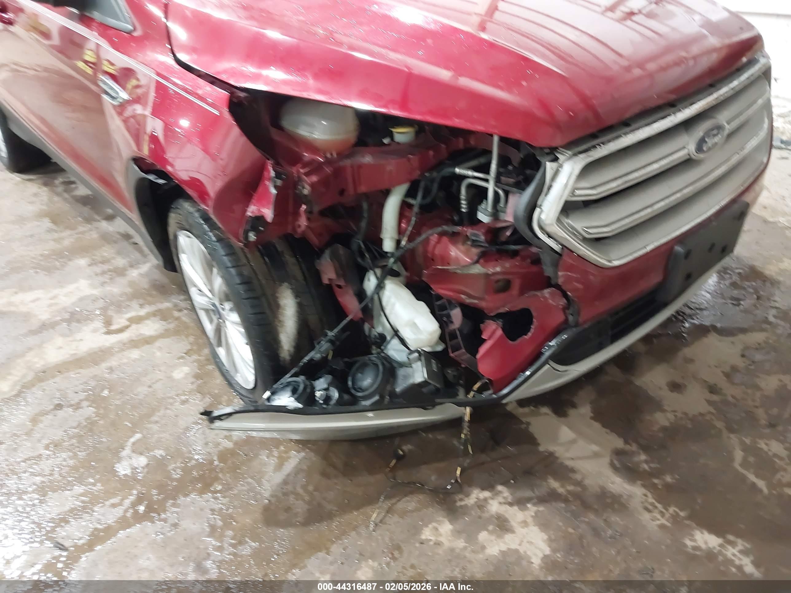 FORD ESCAPE image 6