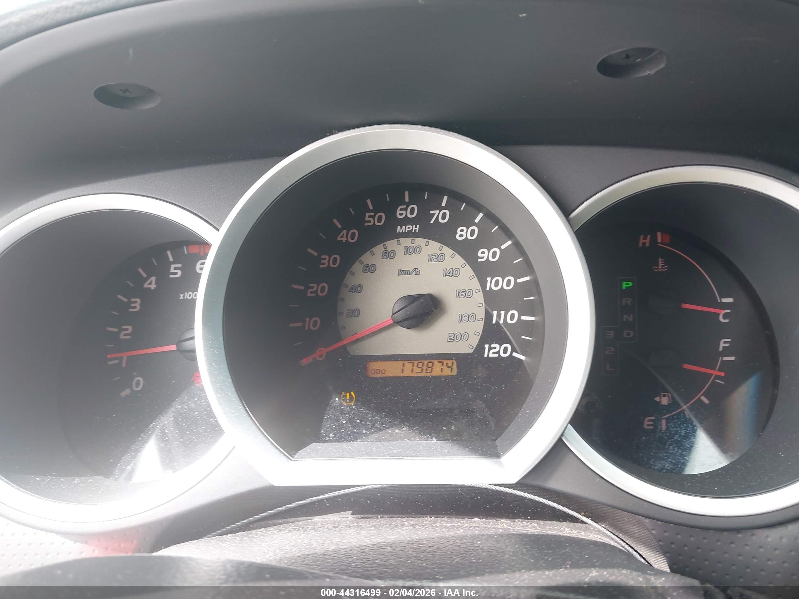 TOYOTA TACOMA image 7