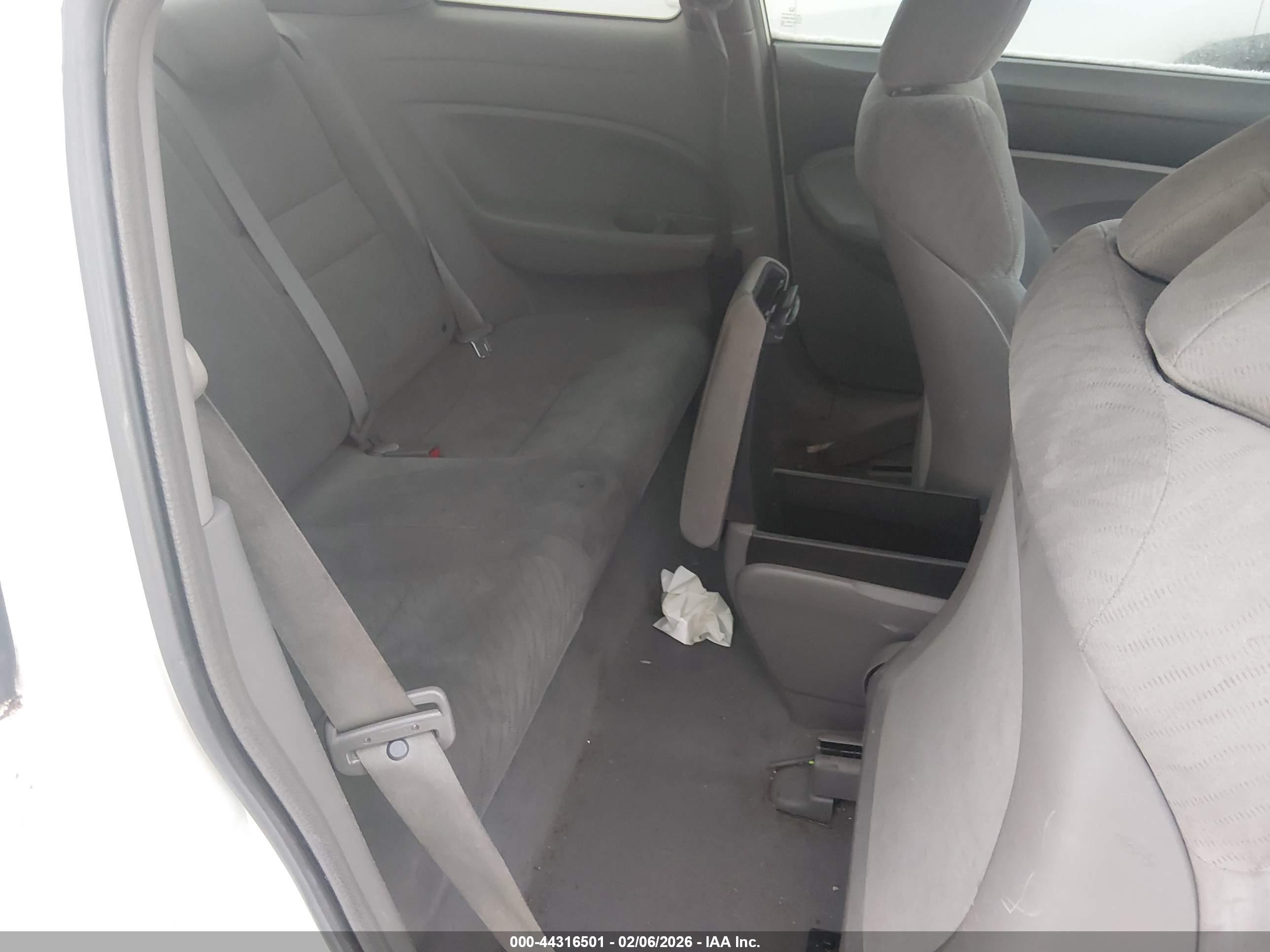HONDA CIVIC image 8