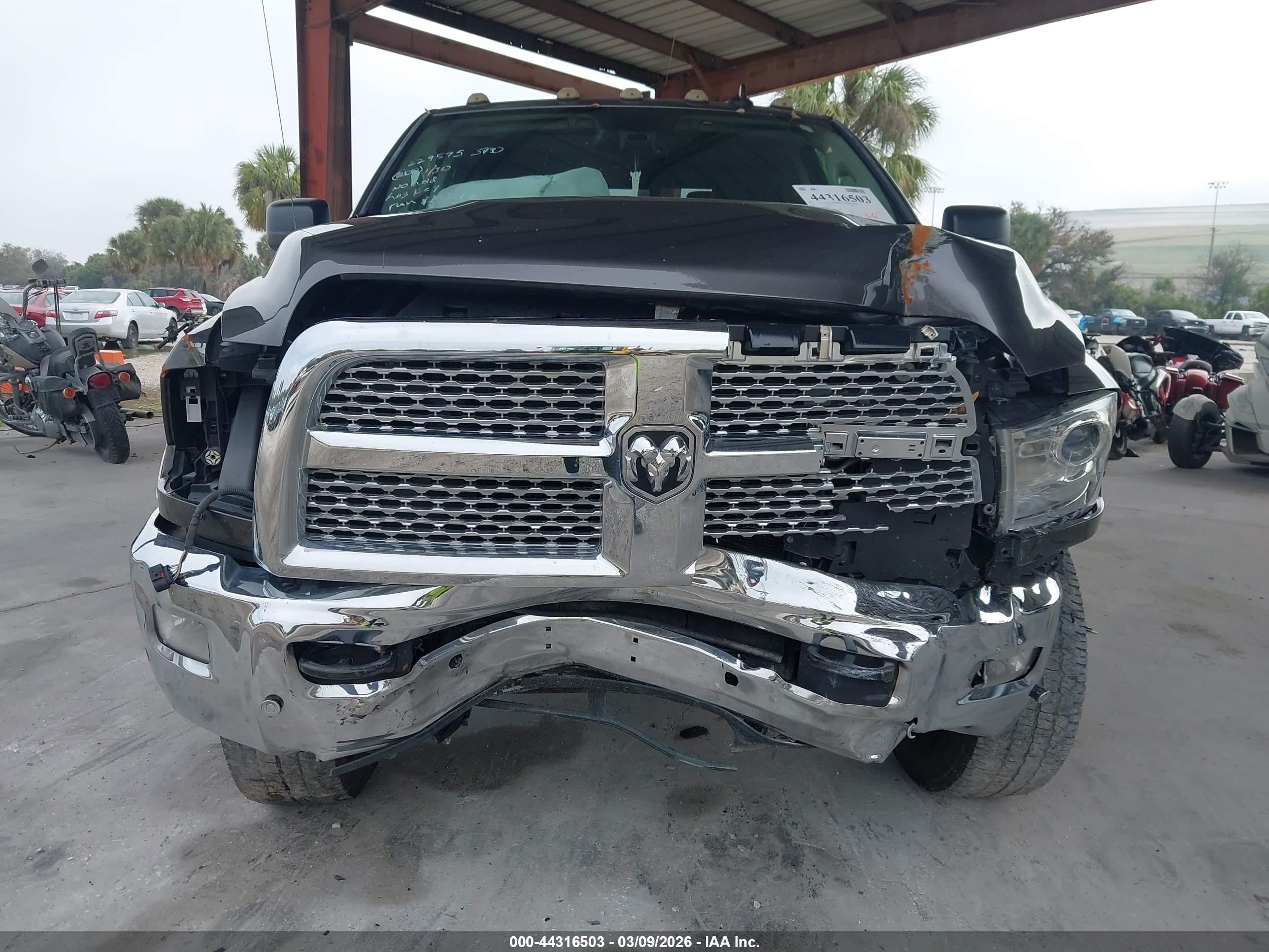 RAM 2500 image 6
