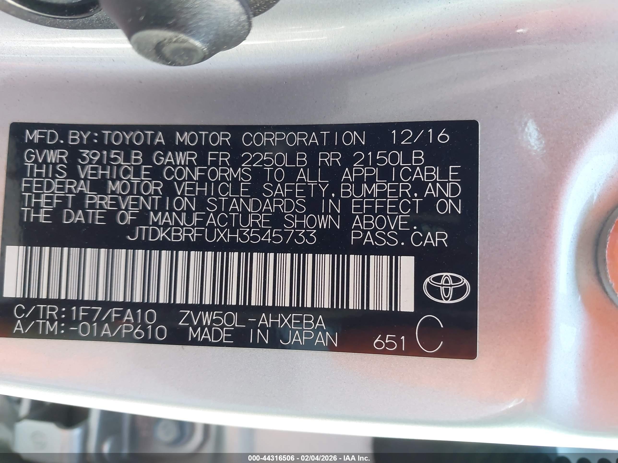 TOYOTA PRIUS image 9