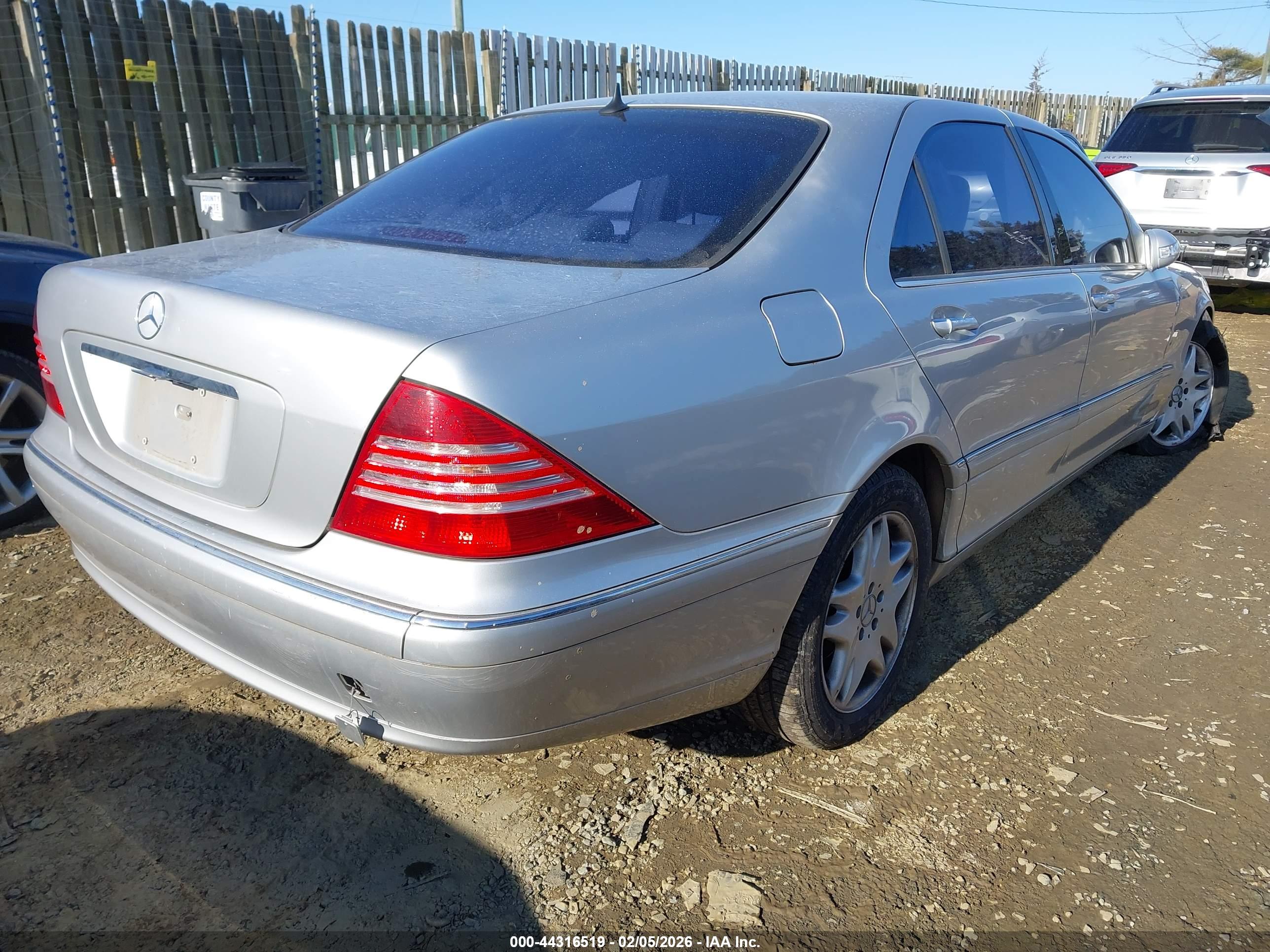 MERCEDES-BENZ S image 4