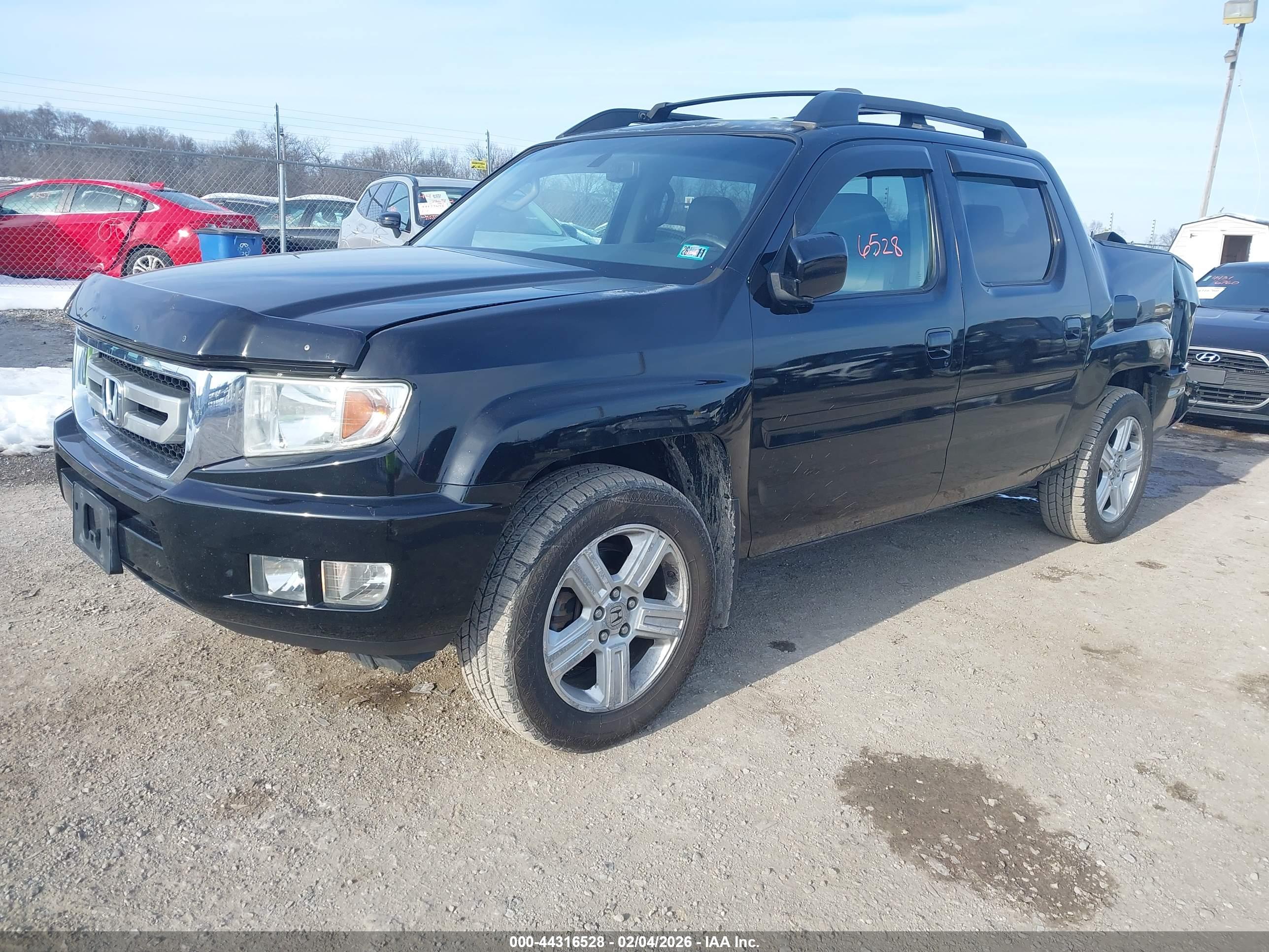 HONDA RIDGELINE image 2