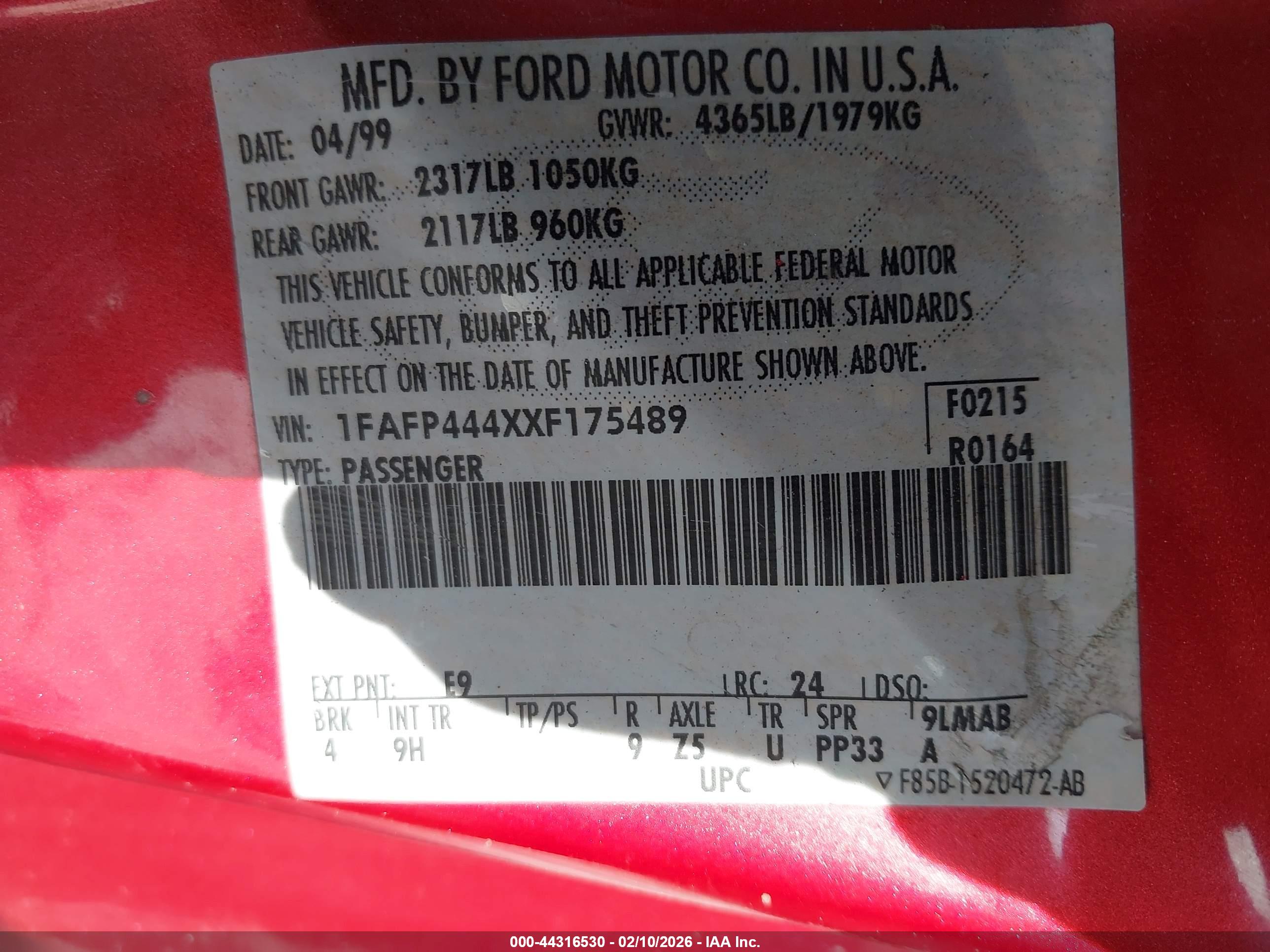FORD MUSTANG image 9