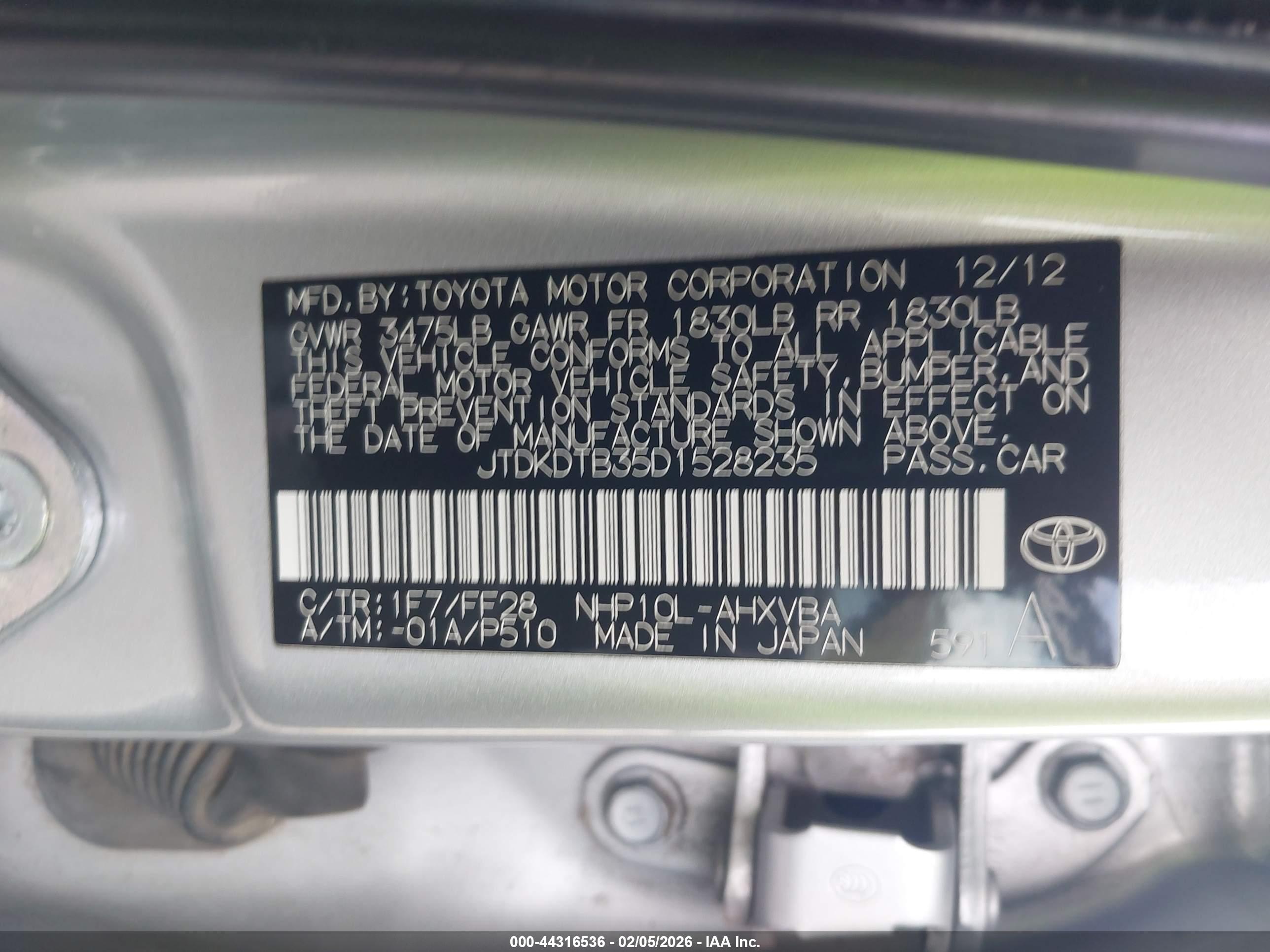 TOYOTA PRIUS image 9