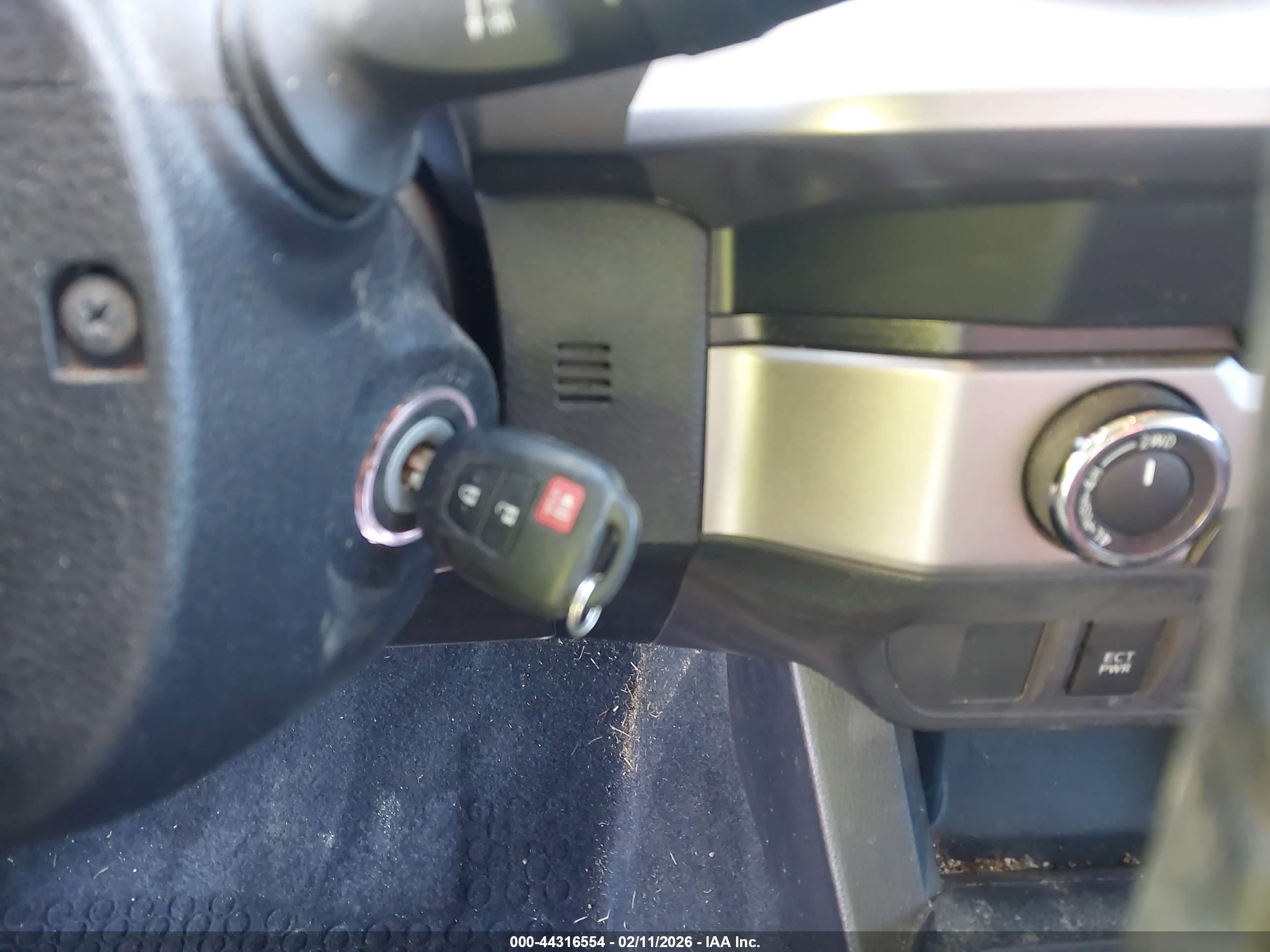 TOYOTA TACOMA image 11