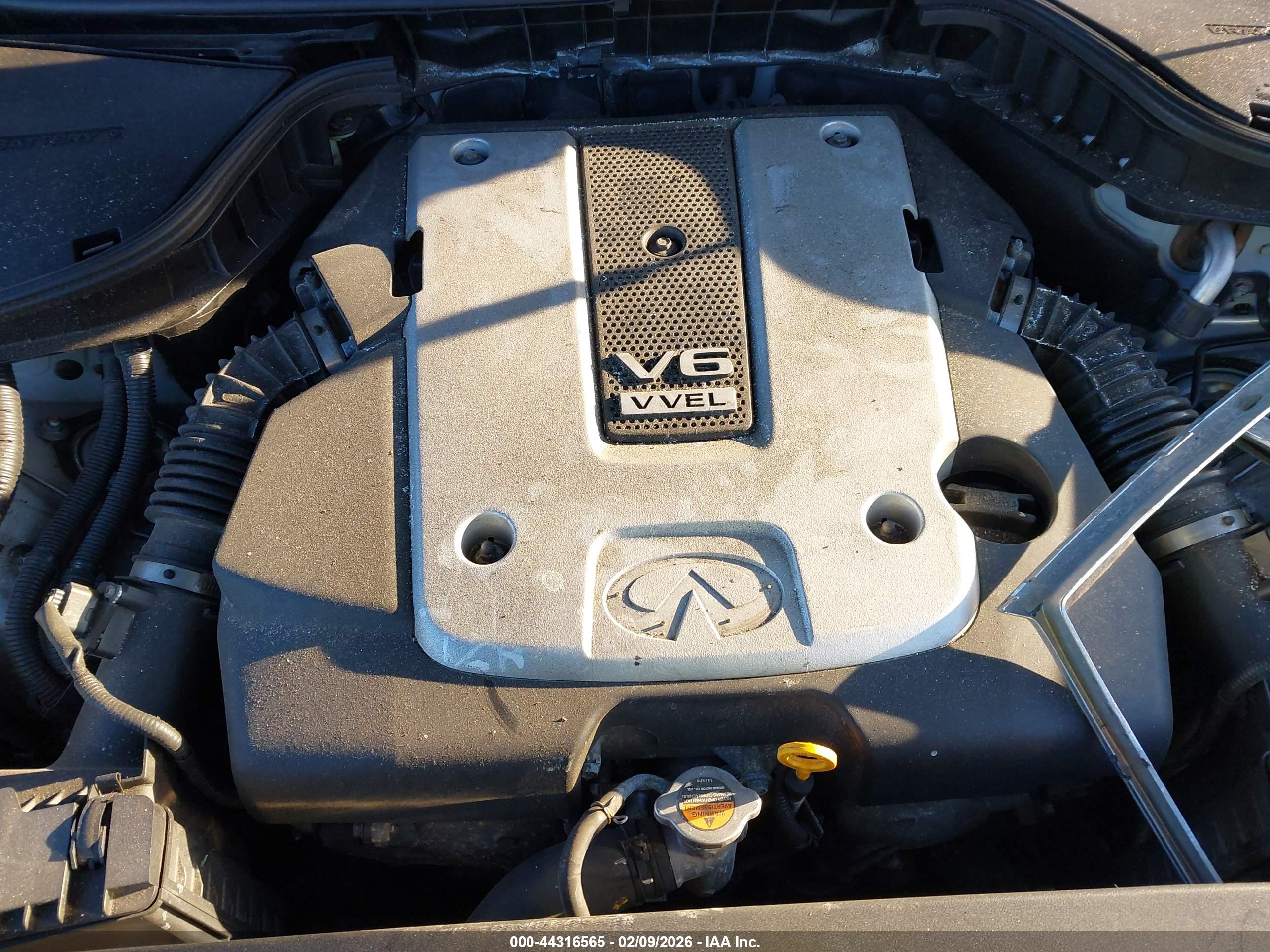 INFINITI M37X image 10
