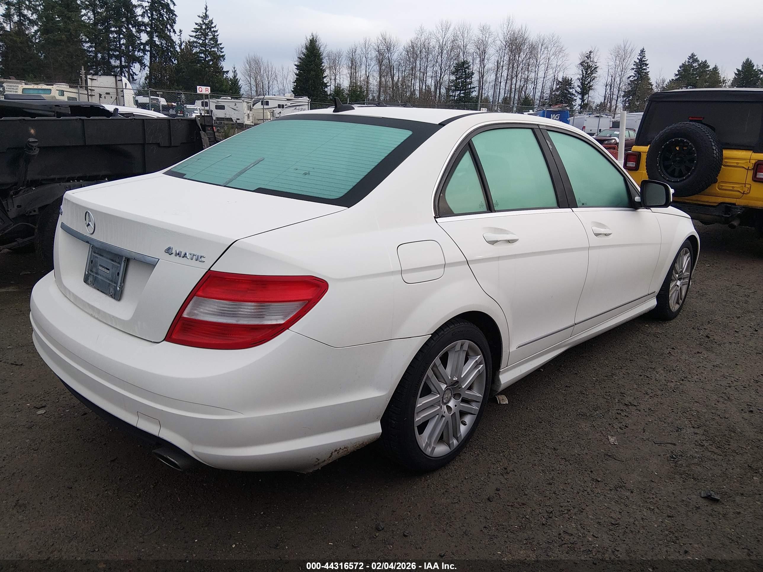MERCEDES-BENZ C image 4