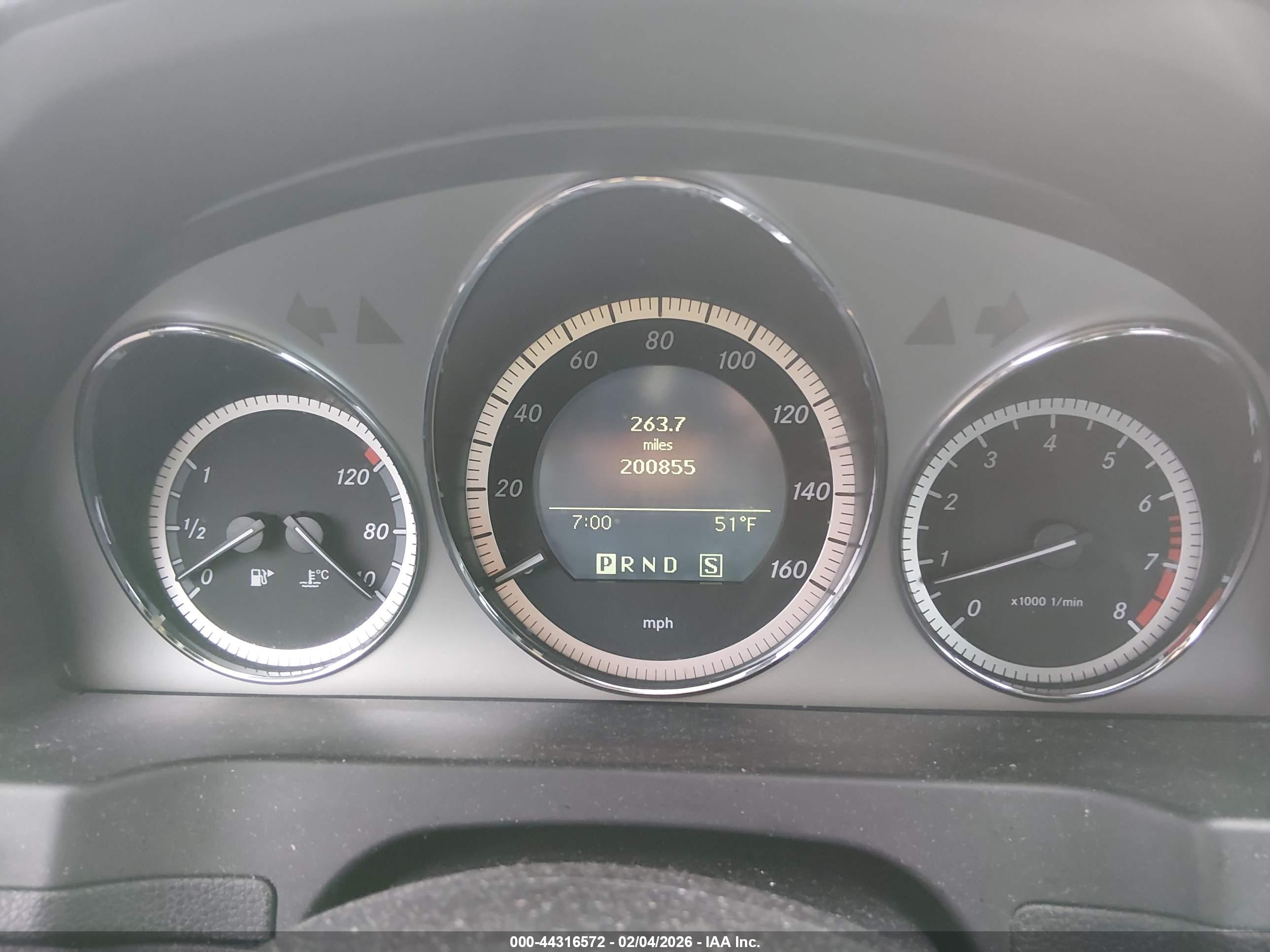 MERCEDES-BENZ C image 7