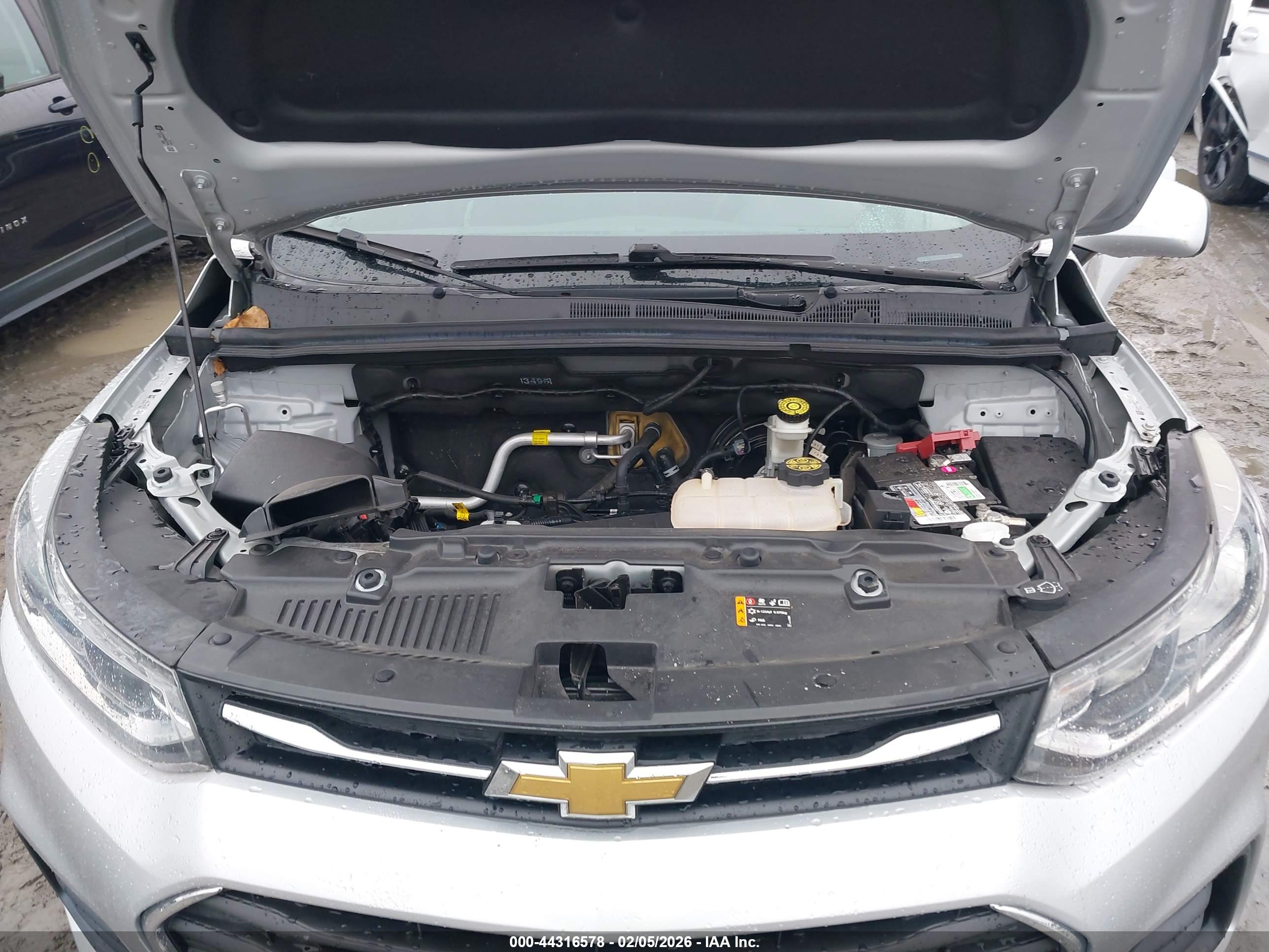 CHEVROLET TRAX image 10