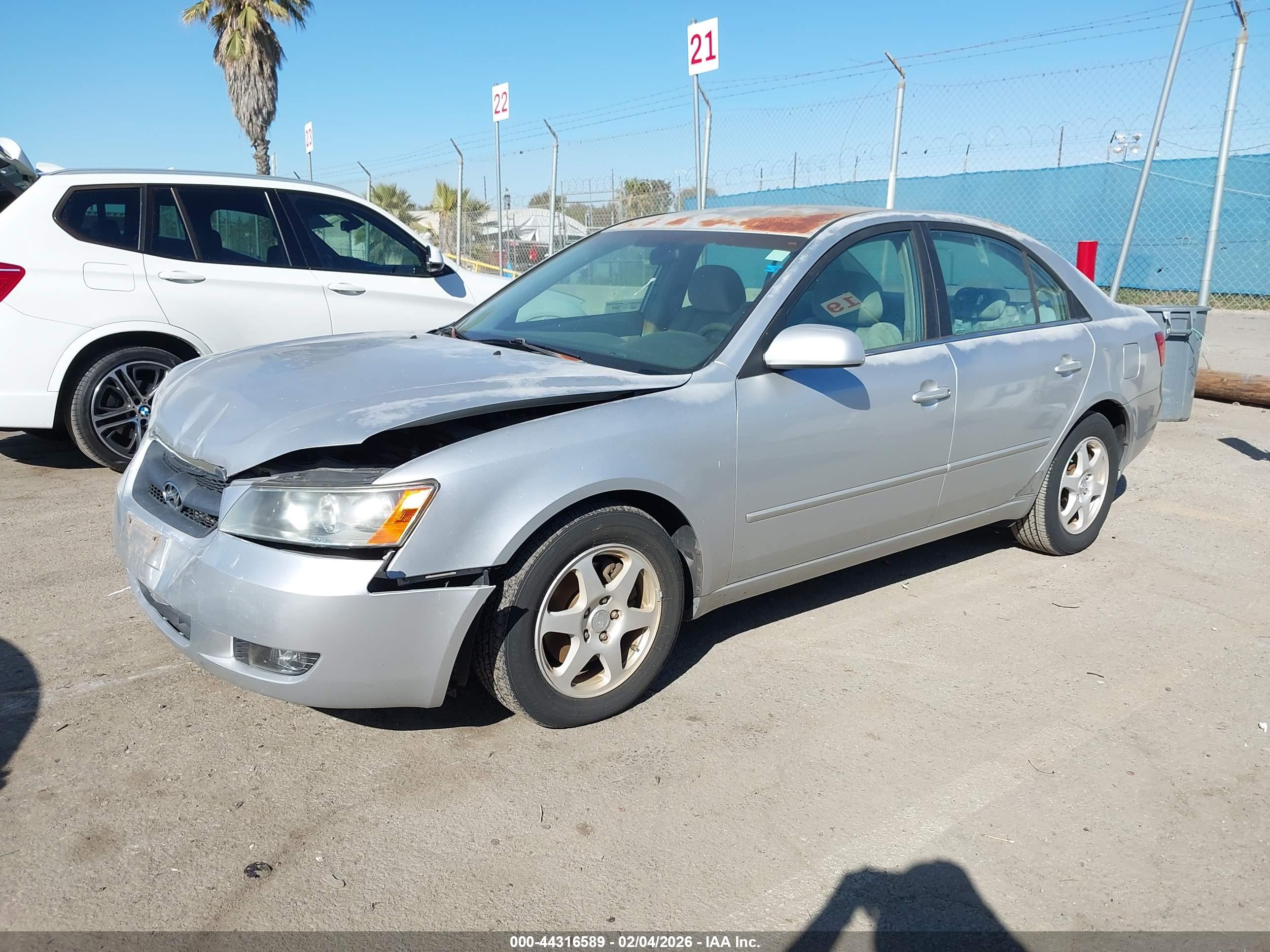HYUNDAI SONATA image 2