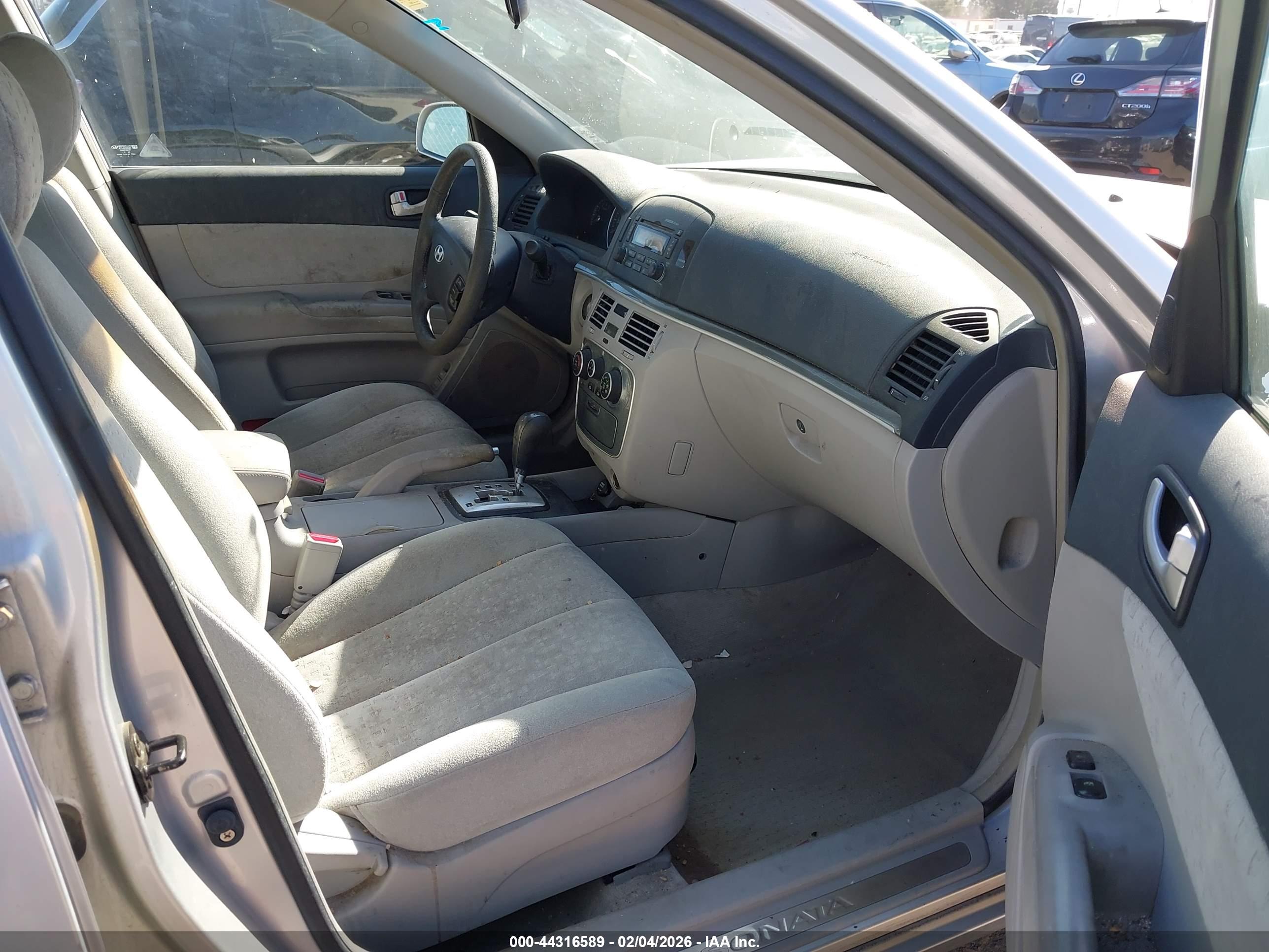 HYUNDAI SONATA image 5