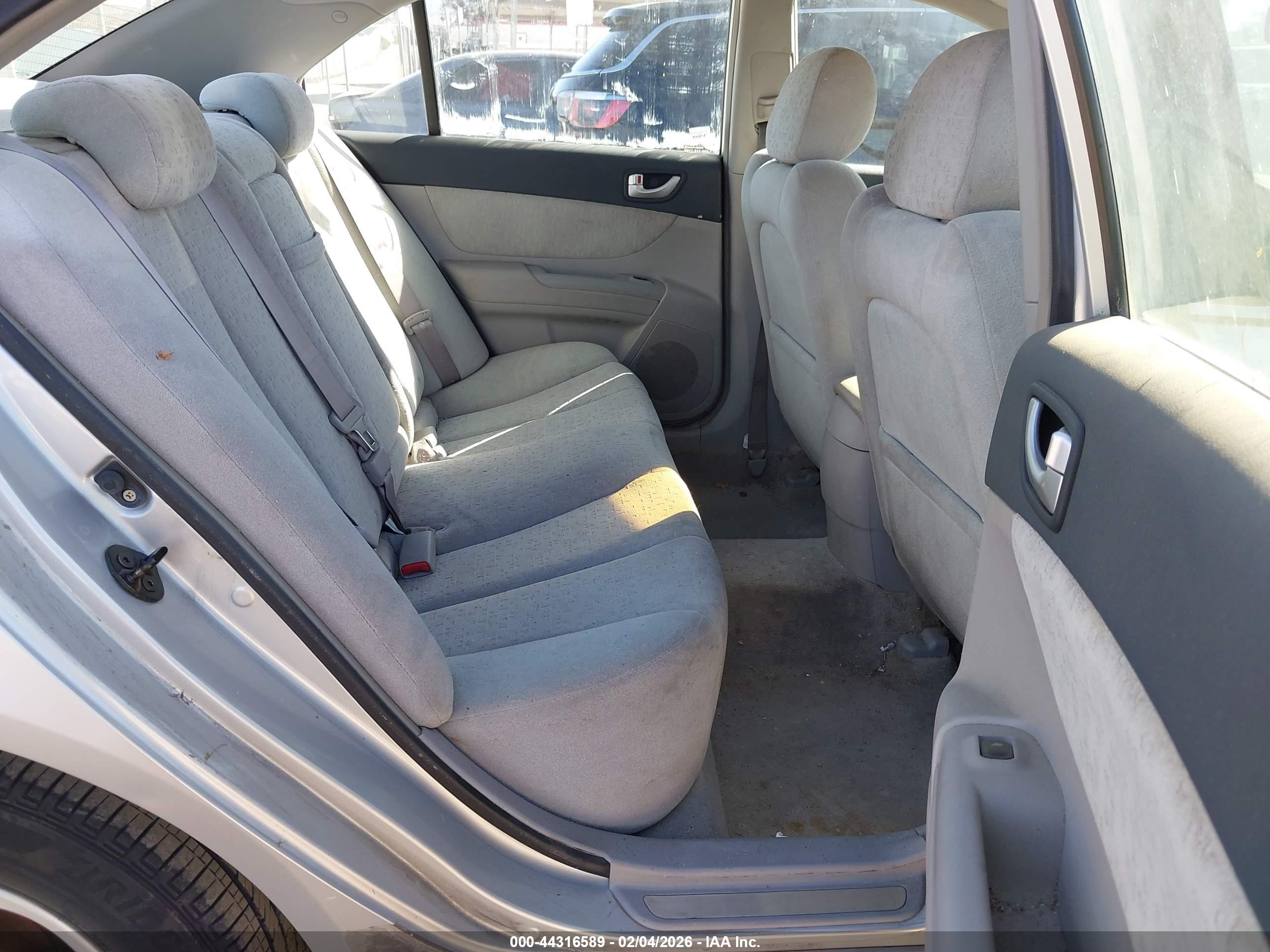 HYUNDAI SONATA image 8