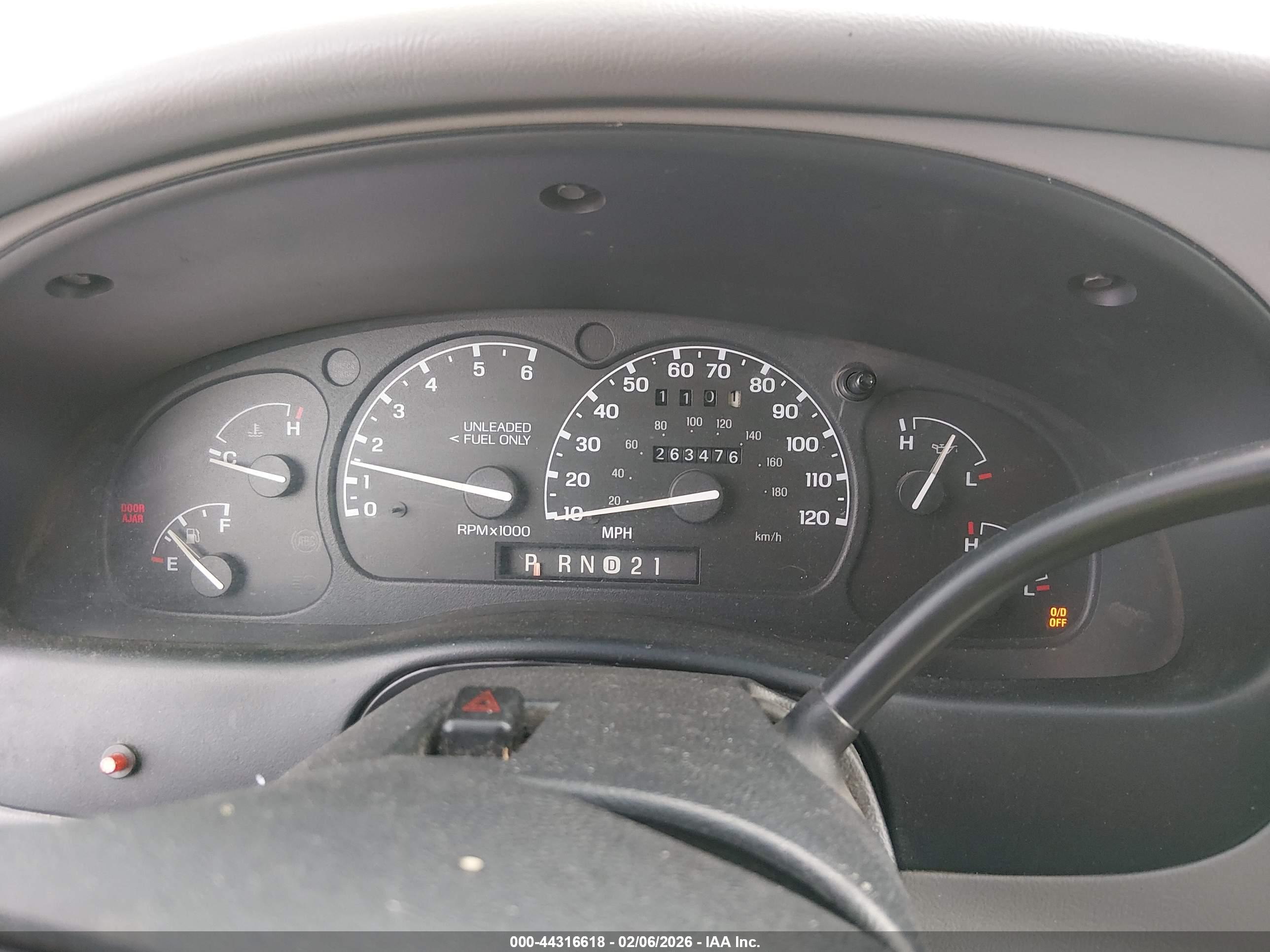 FORD EXPLORER image 7