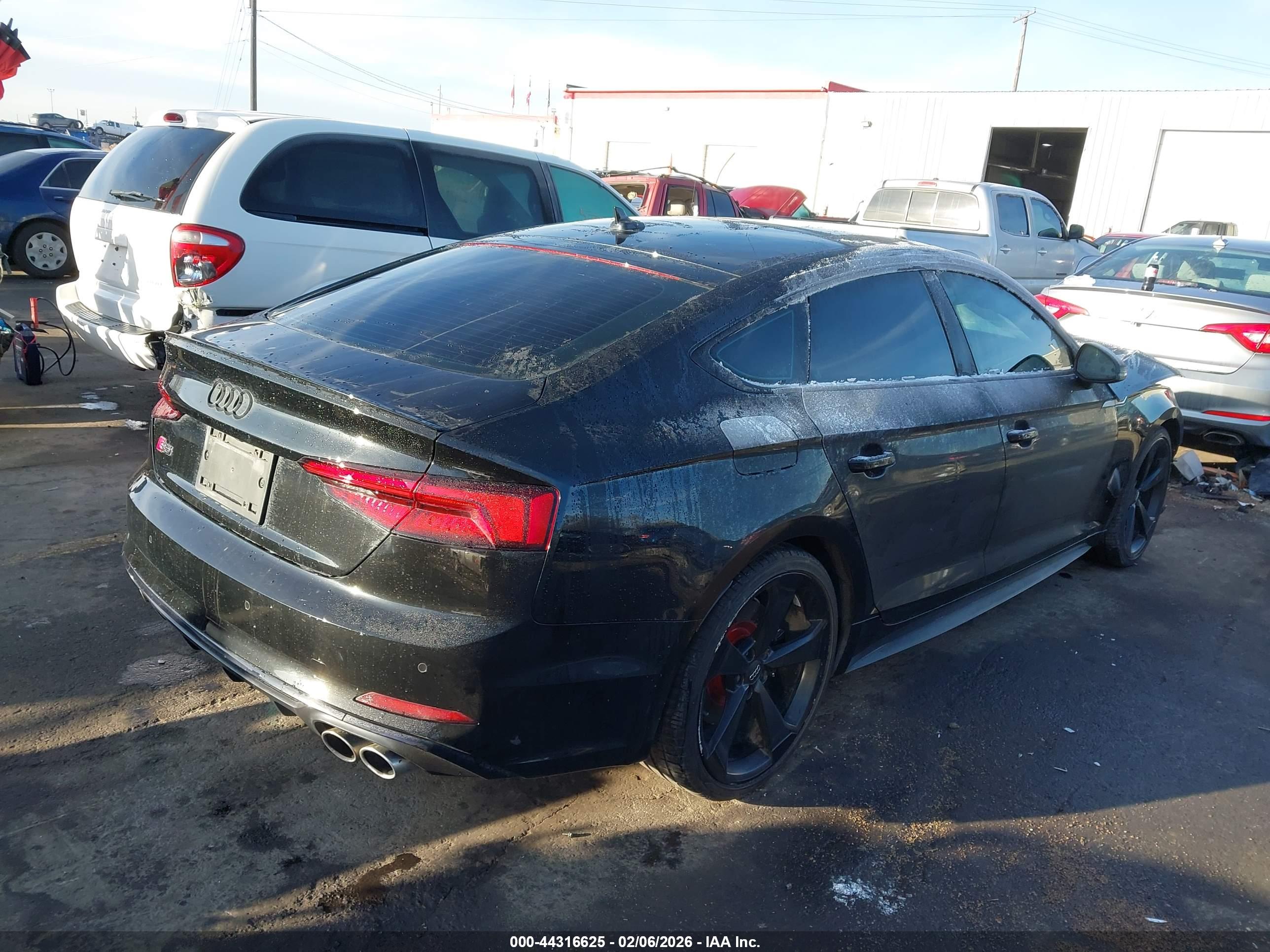AUDI S5 image 4