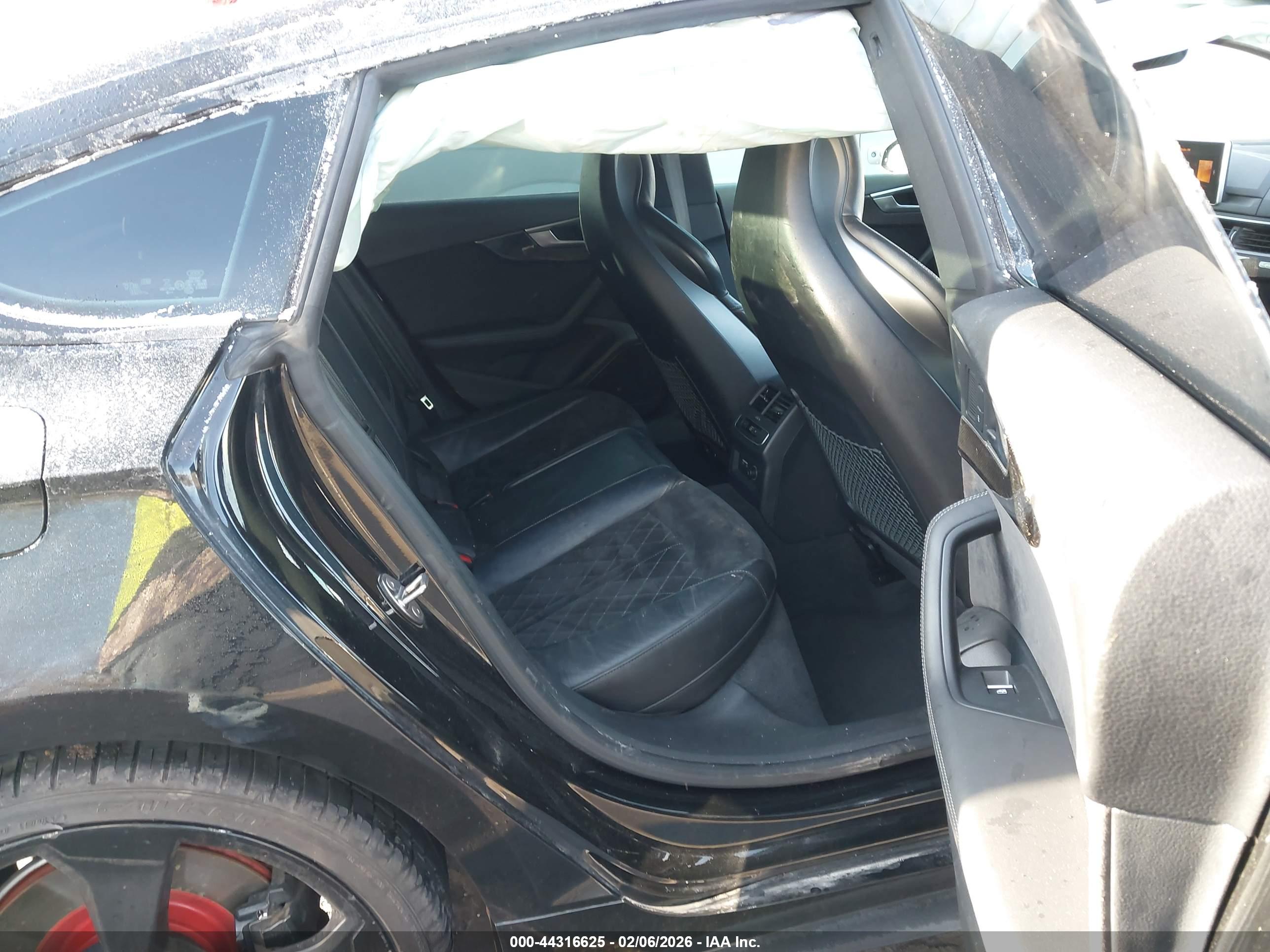AUDI S5 image 8