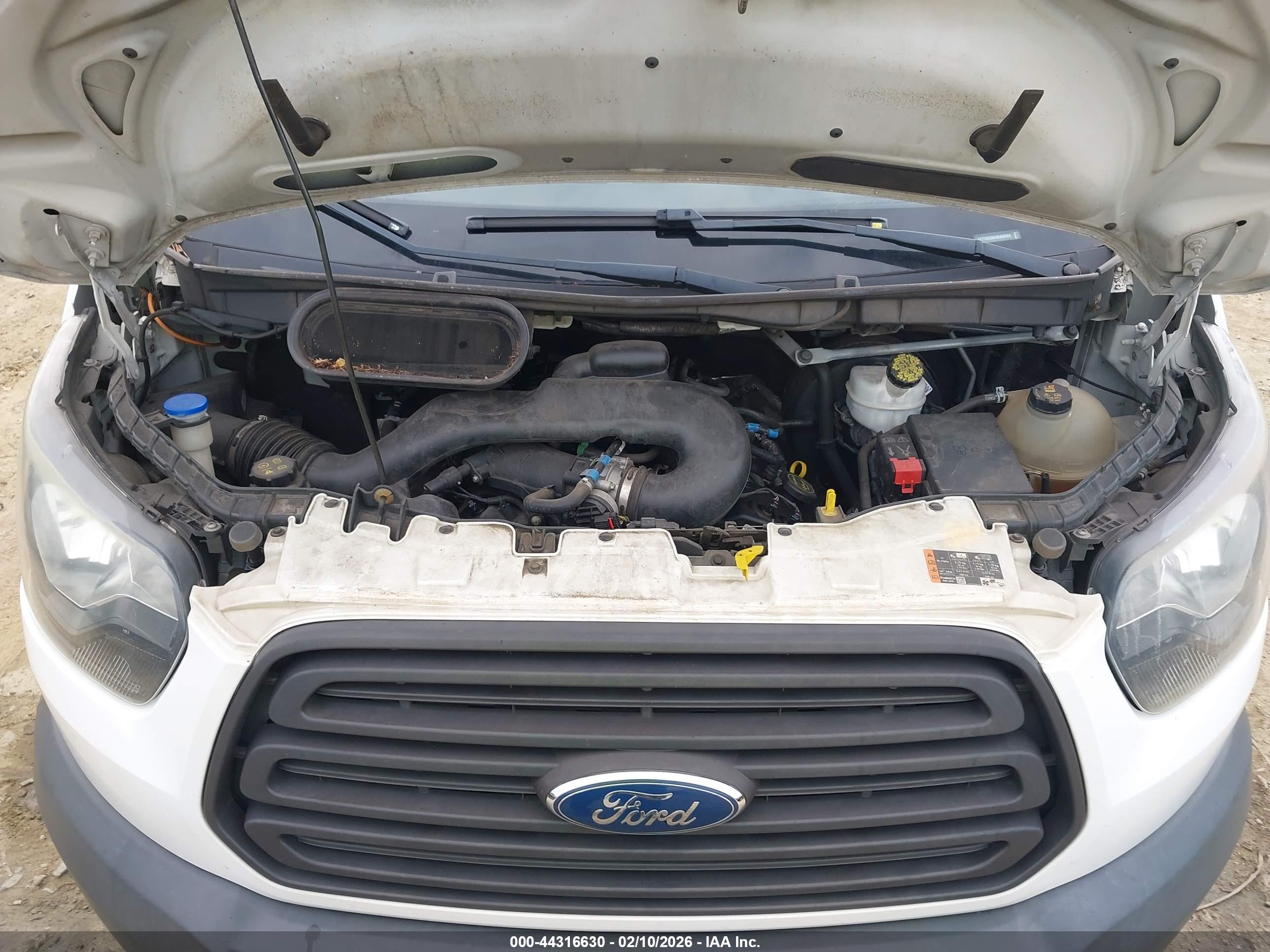 FORD TRANSIT-250 image 10
