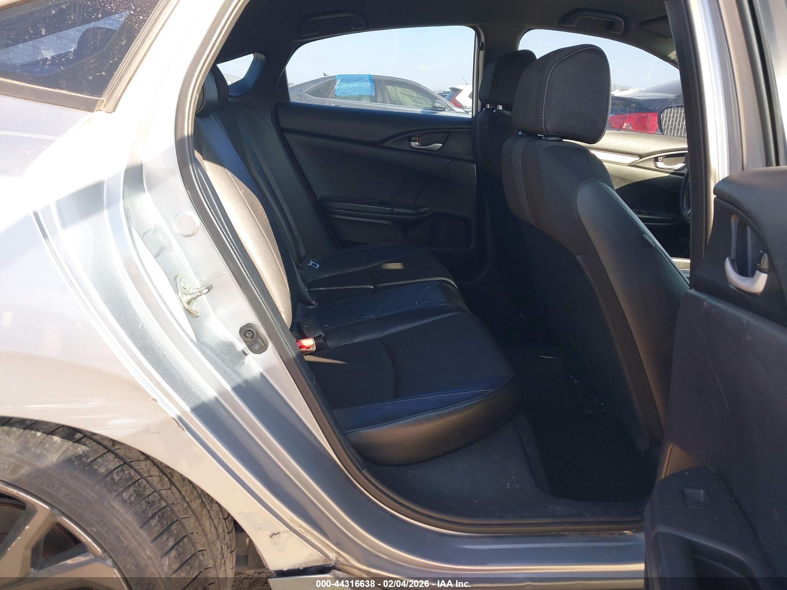 HONDA CIVIC image 8