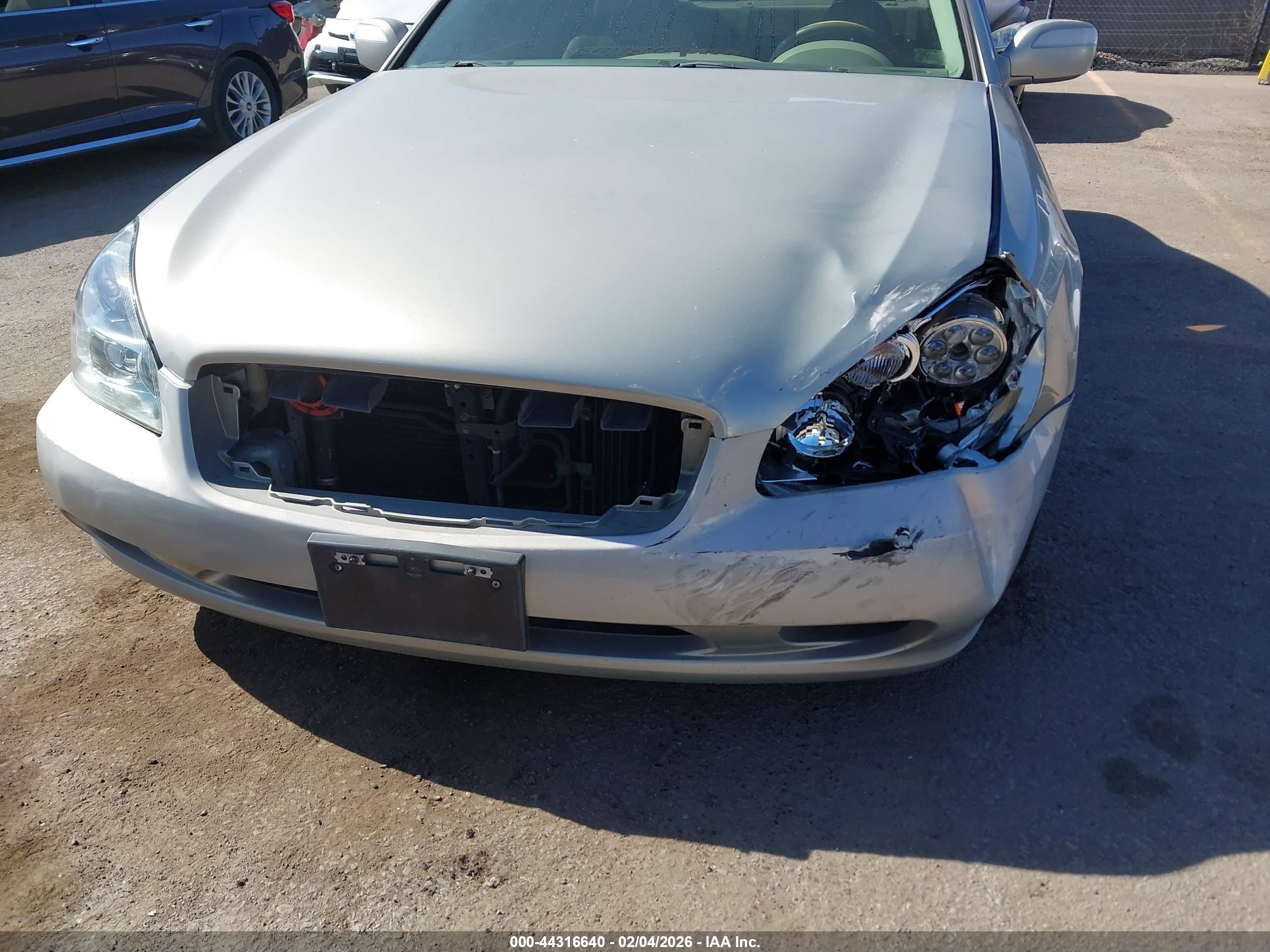 INFINITI Q45 image 6