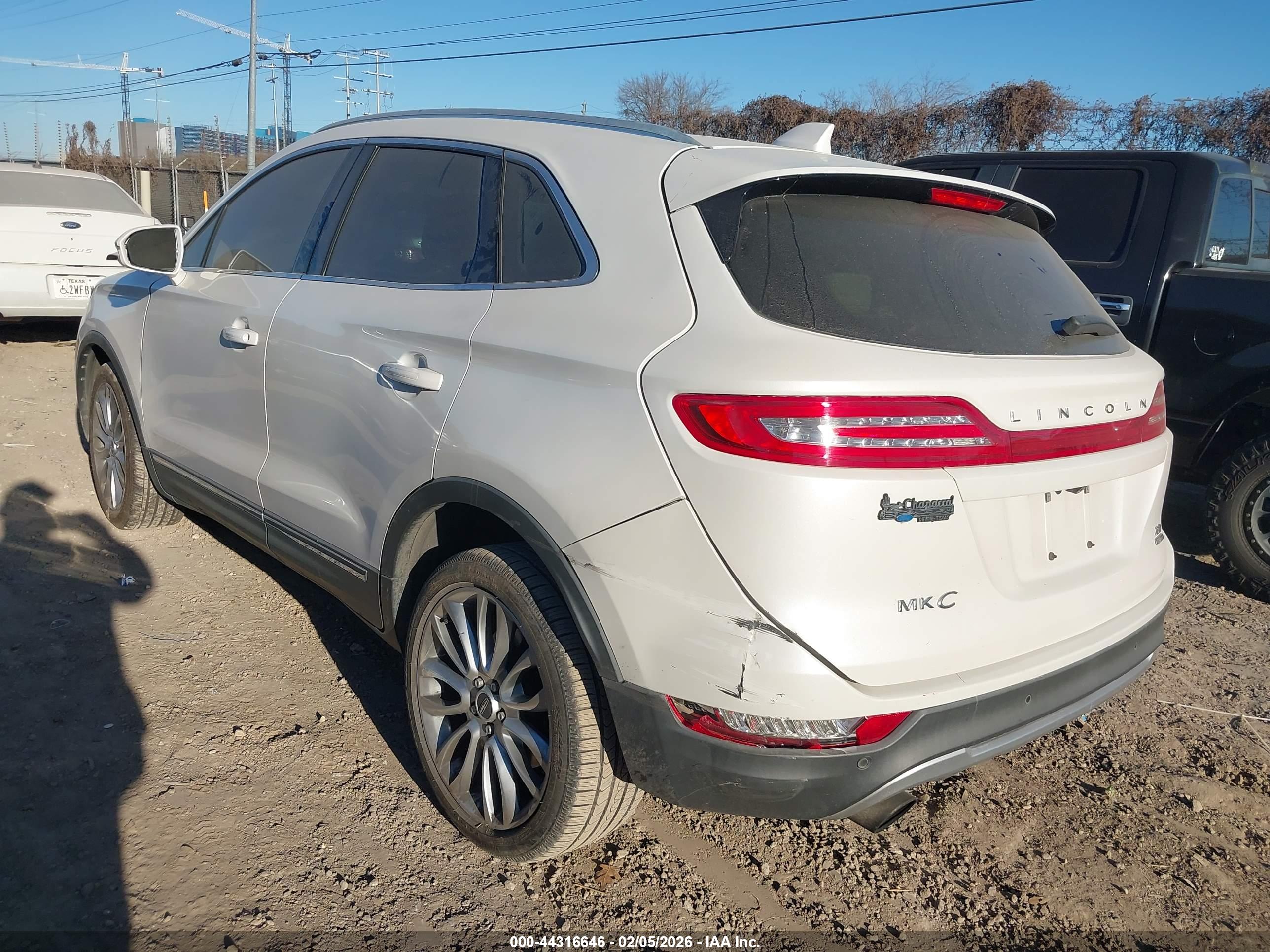 LINCOLN MKC image 3