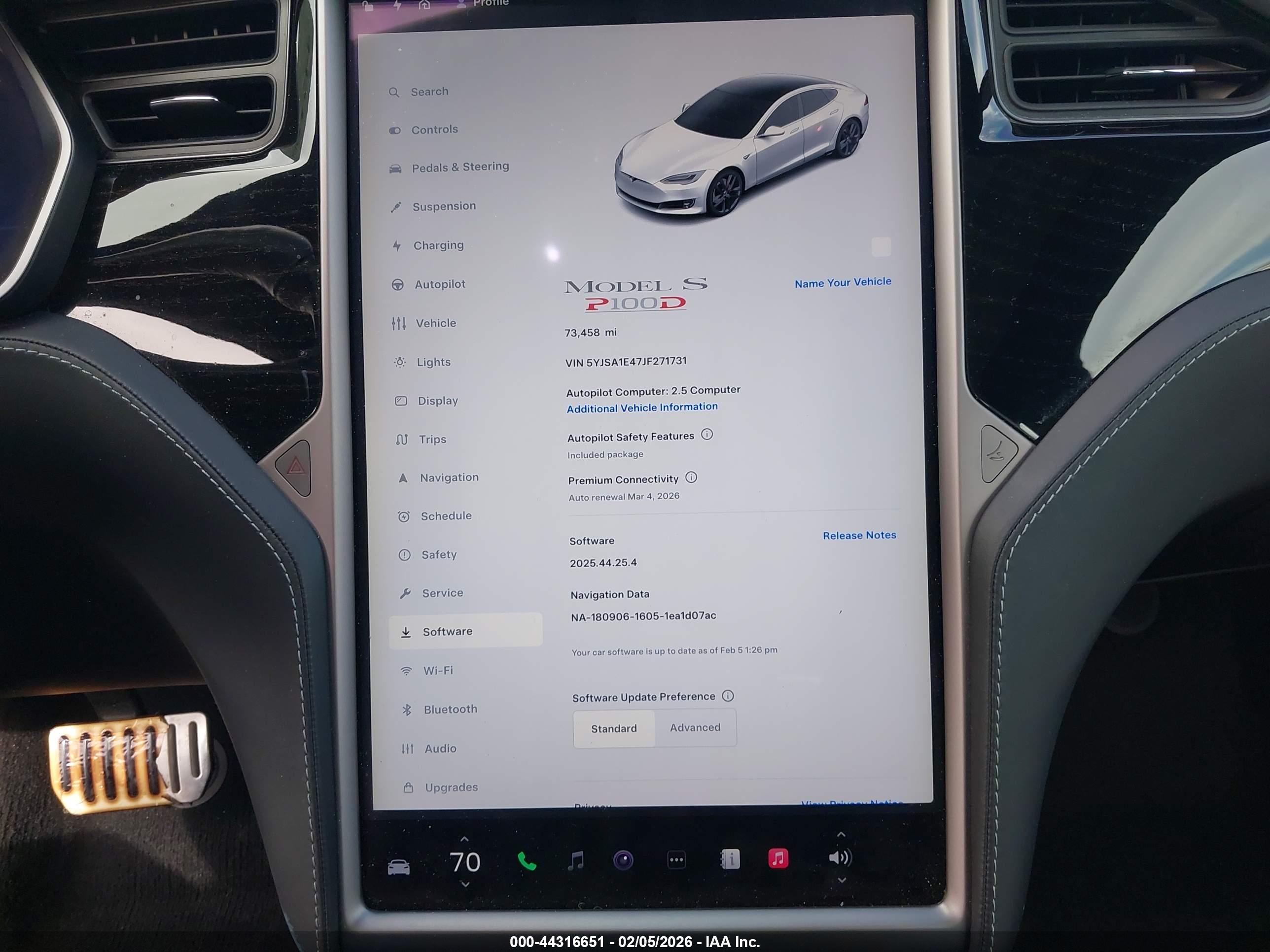 TESLA MODEL image 7