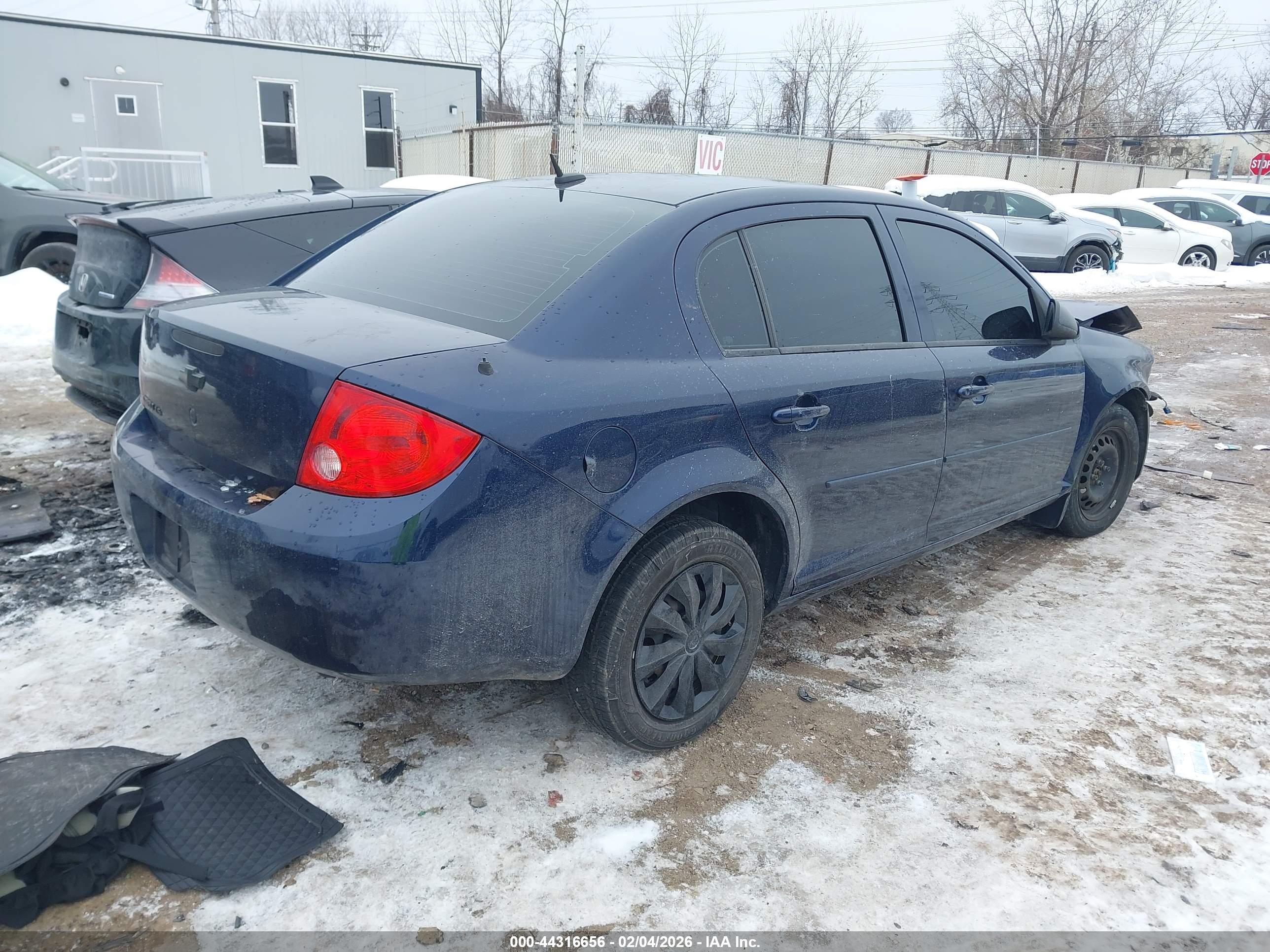 CHEVROLET COBALT image 4