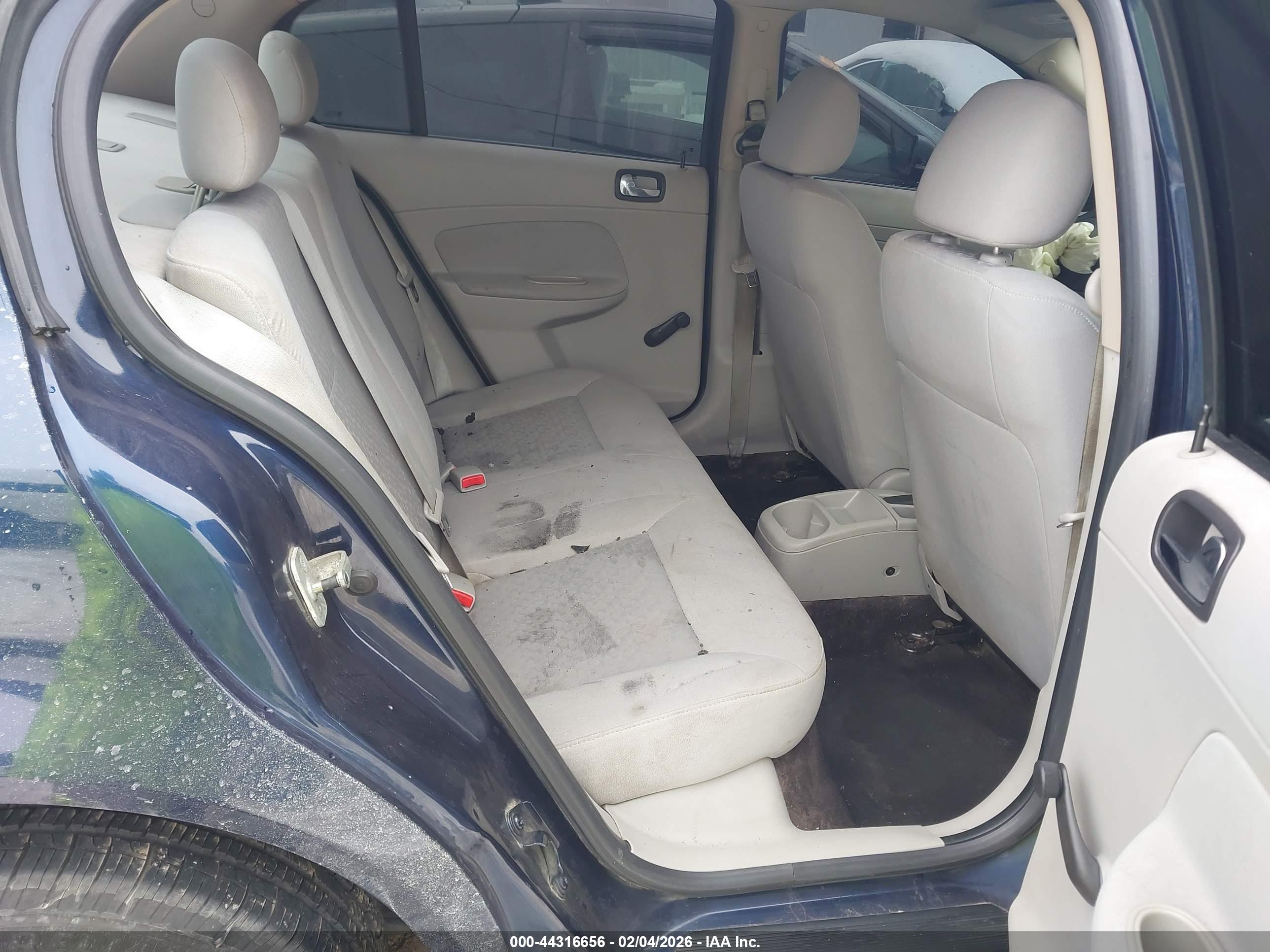 CHEVROLET COBALT image 8