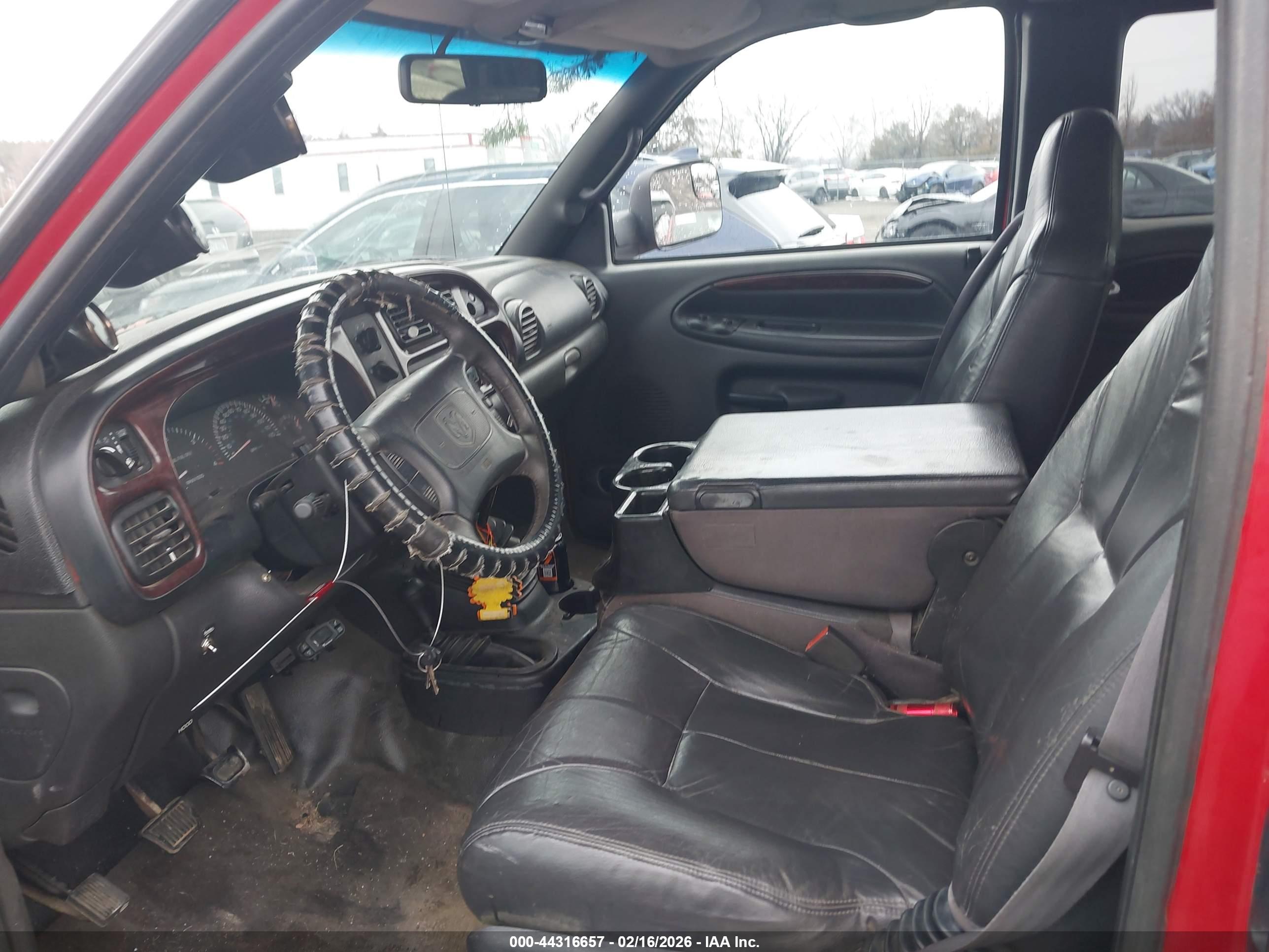 DODGE RAM image 7
