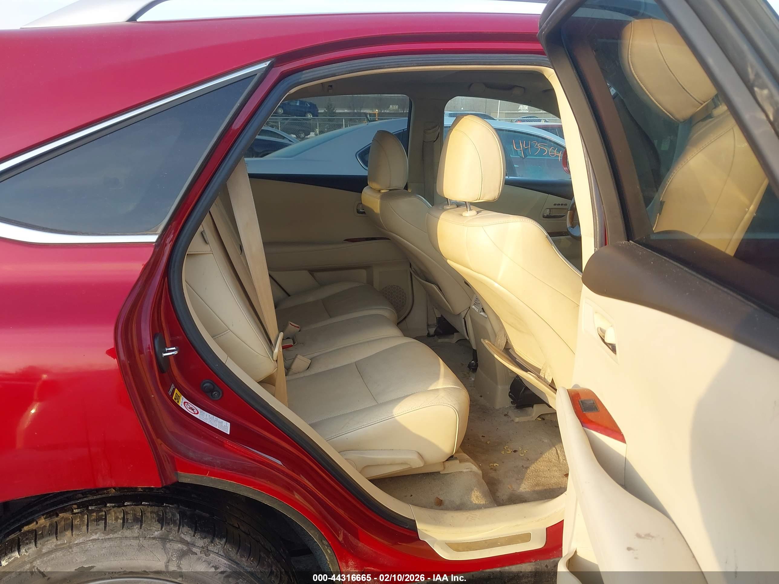 LEXUS RX image 8