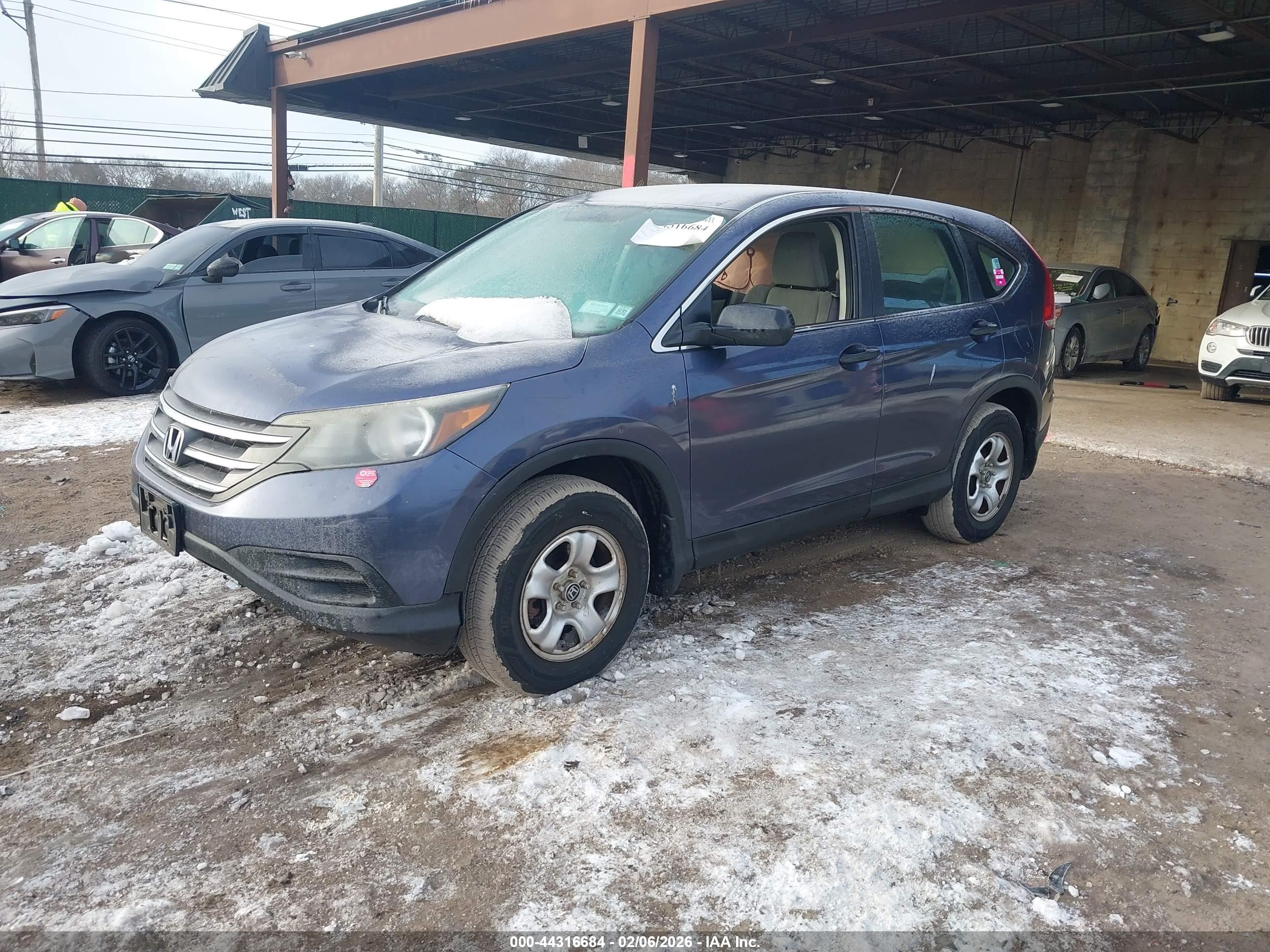 HONDA CR-V image 2