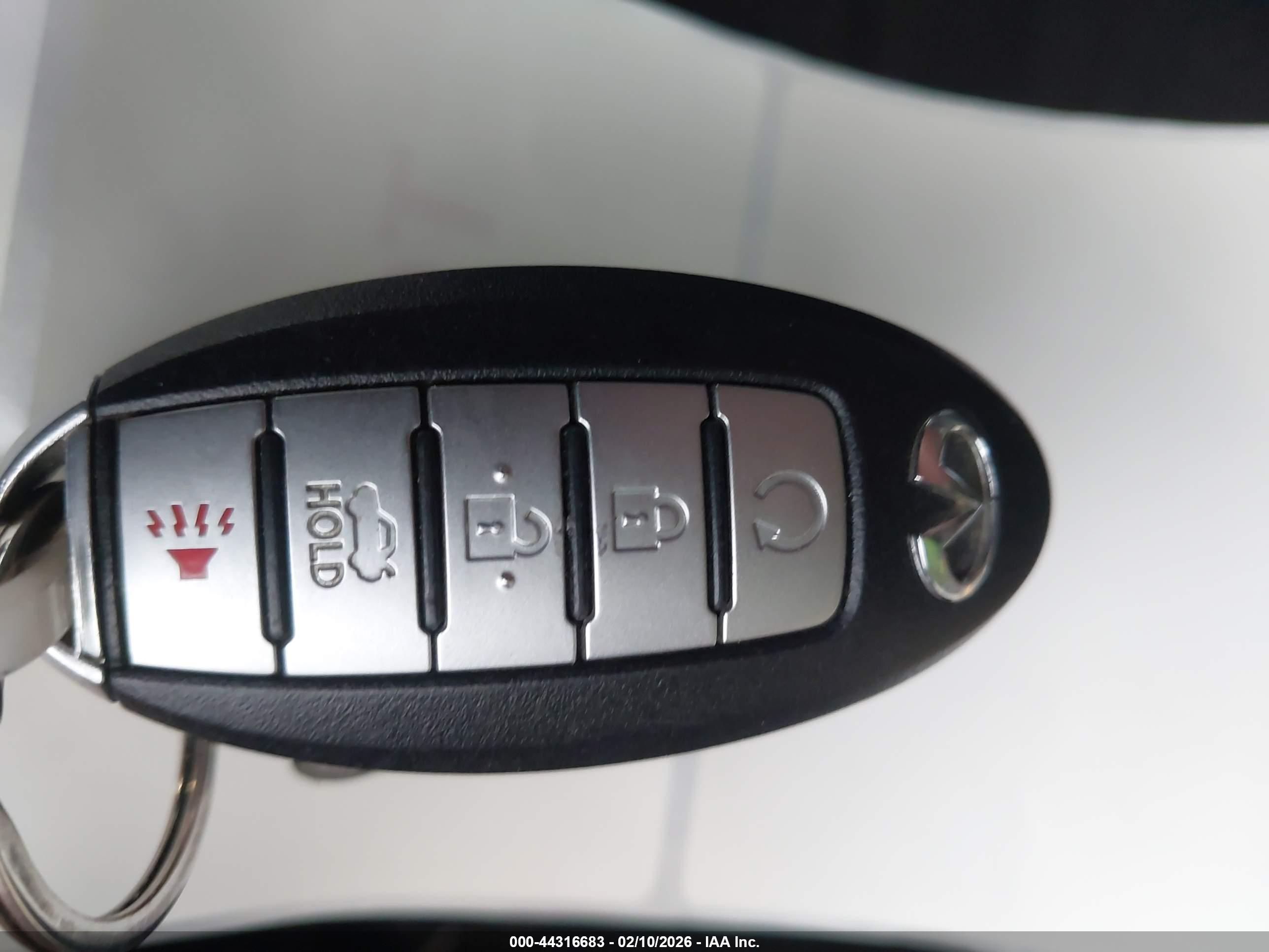 INFINITI Q50 image 11