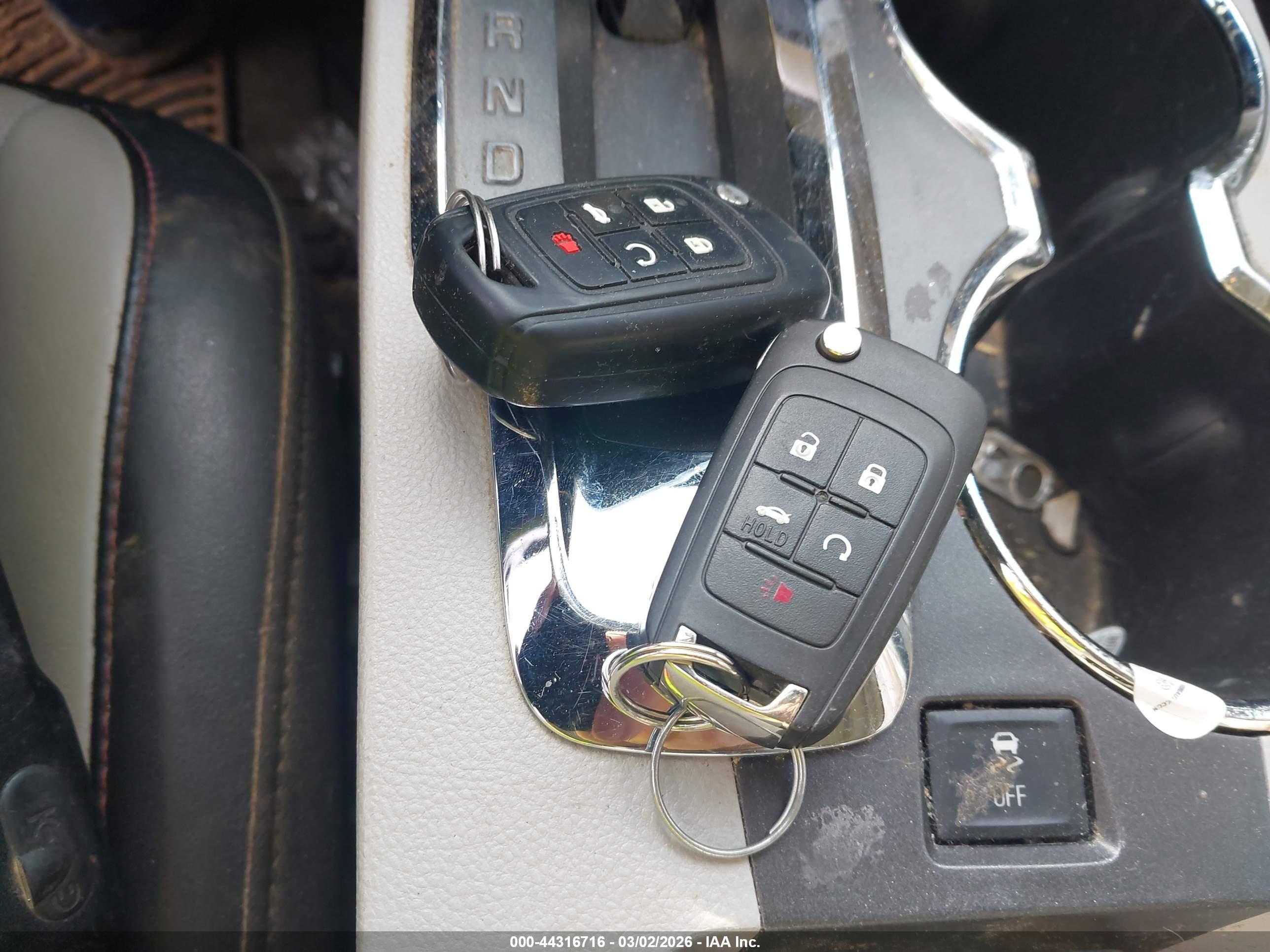 CHEVROLET EQUINOX image 11