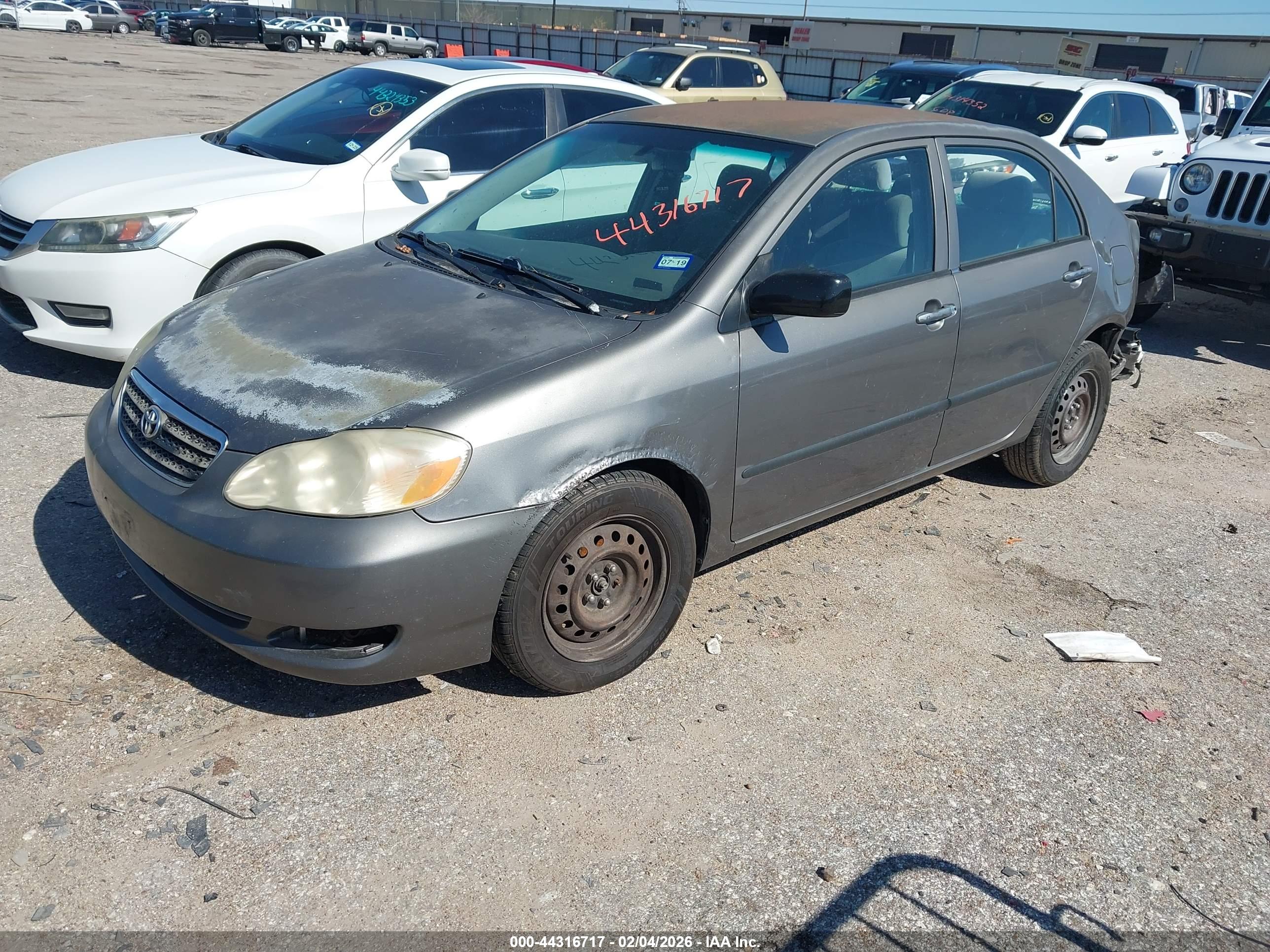 TOYOTA COROLLA image 2