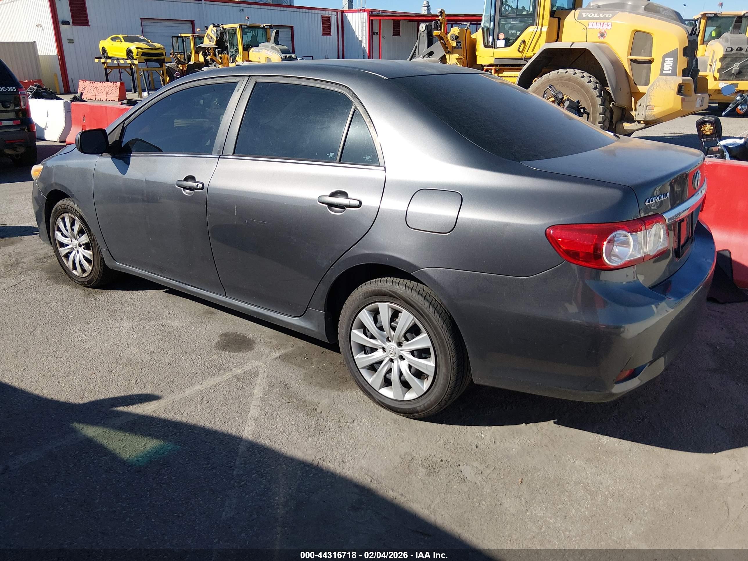 TOYOTA COROLLA image 3