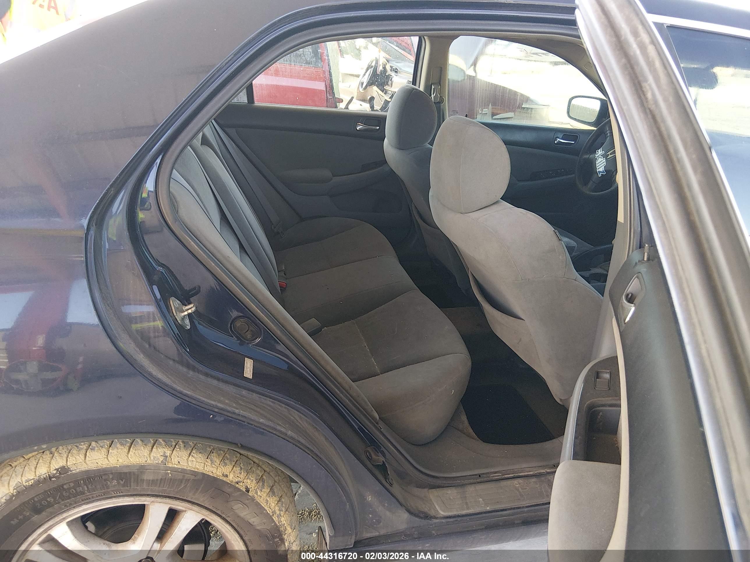 HONDA ACCORD image 8