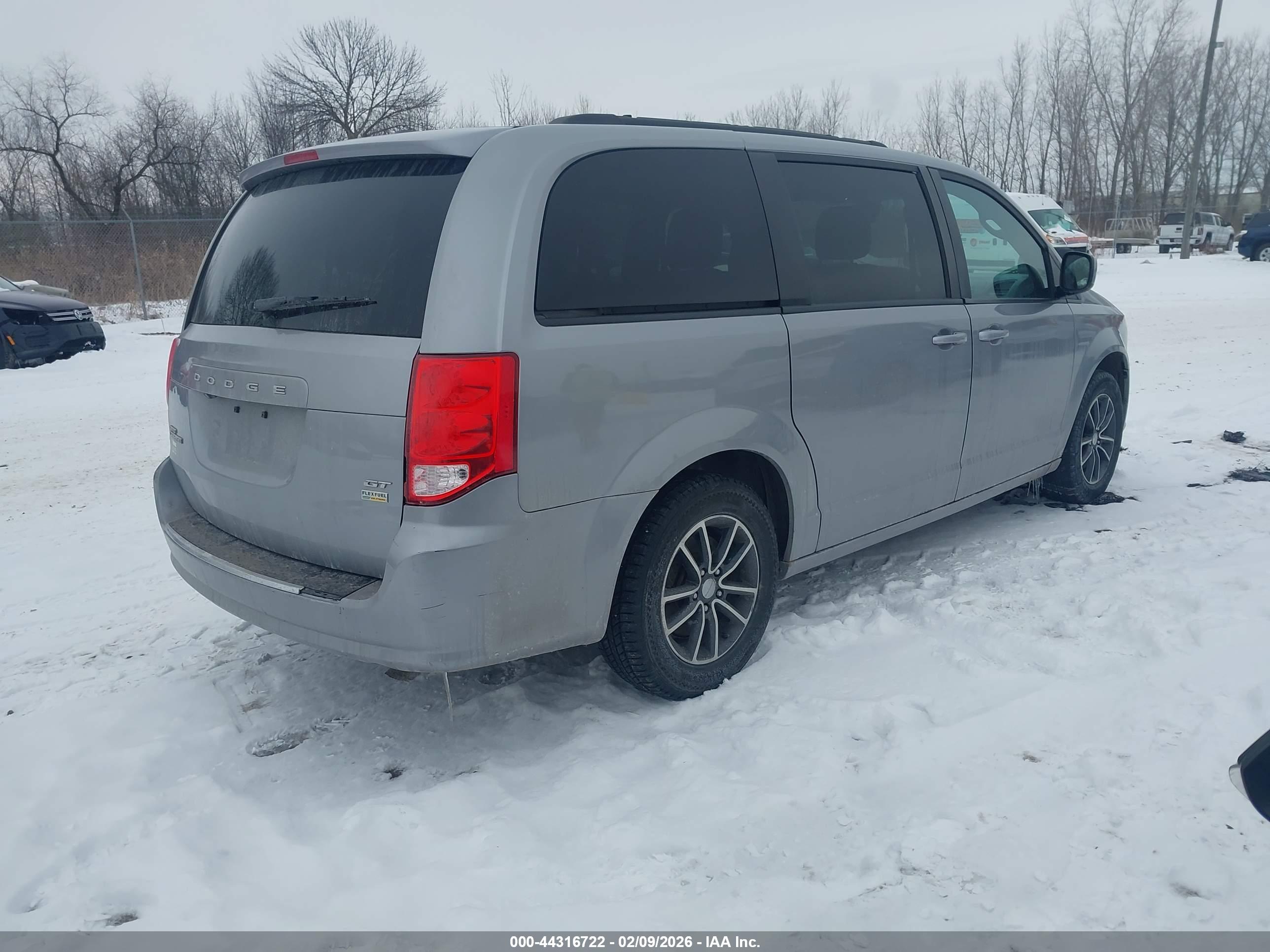 DODGE GRAND image 4
