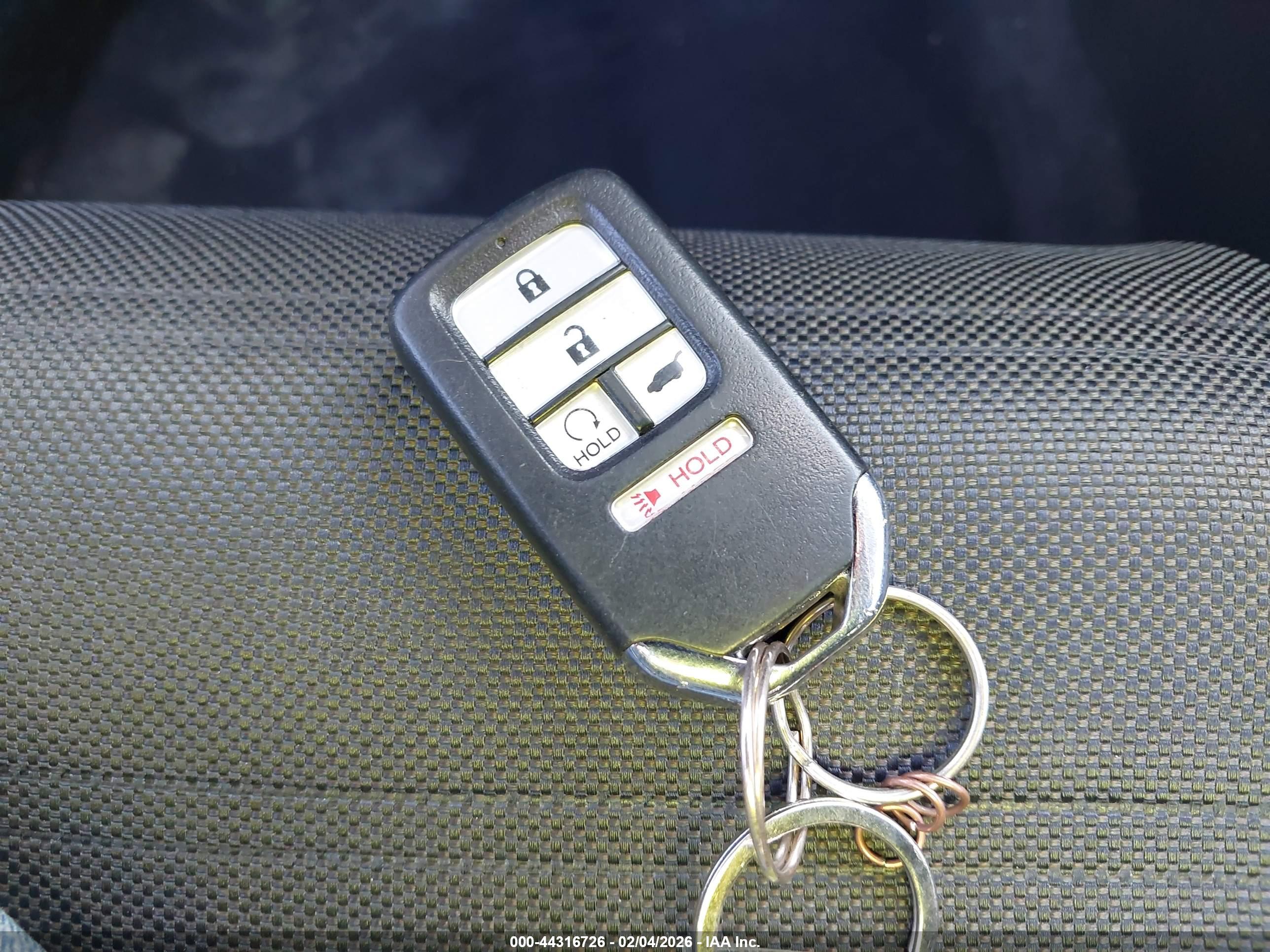 HONDA CR-V image 11