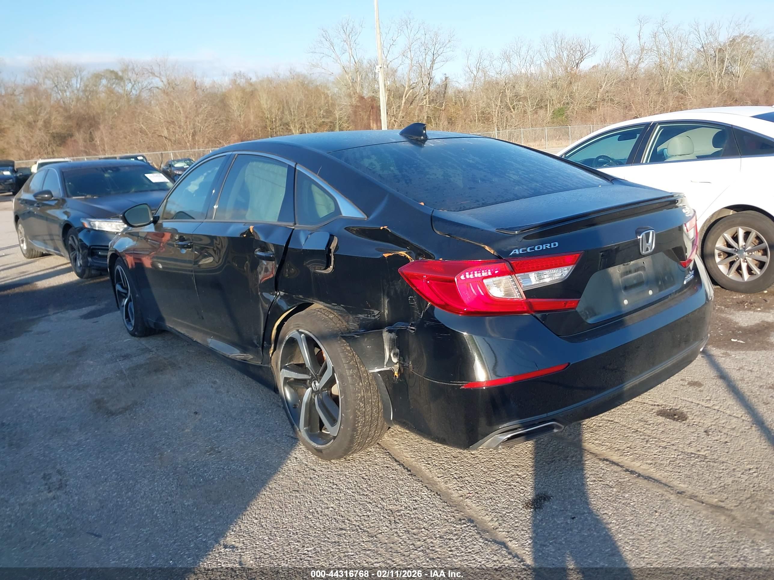 HONDA ACCORD image 3
