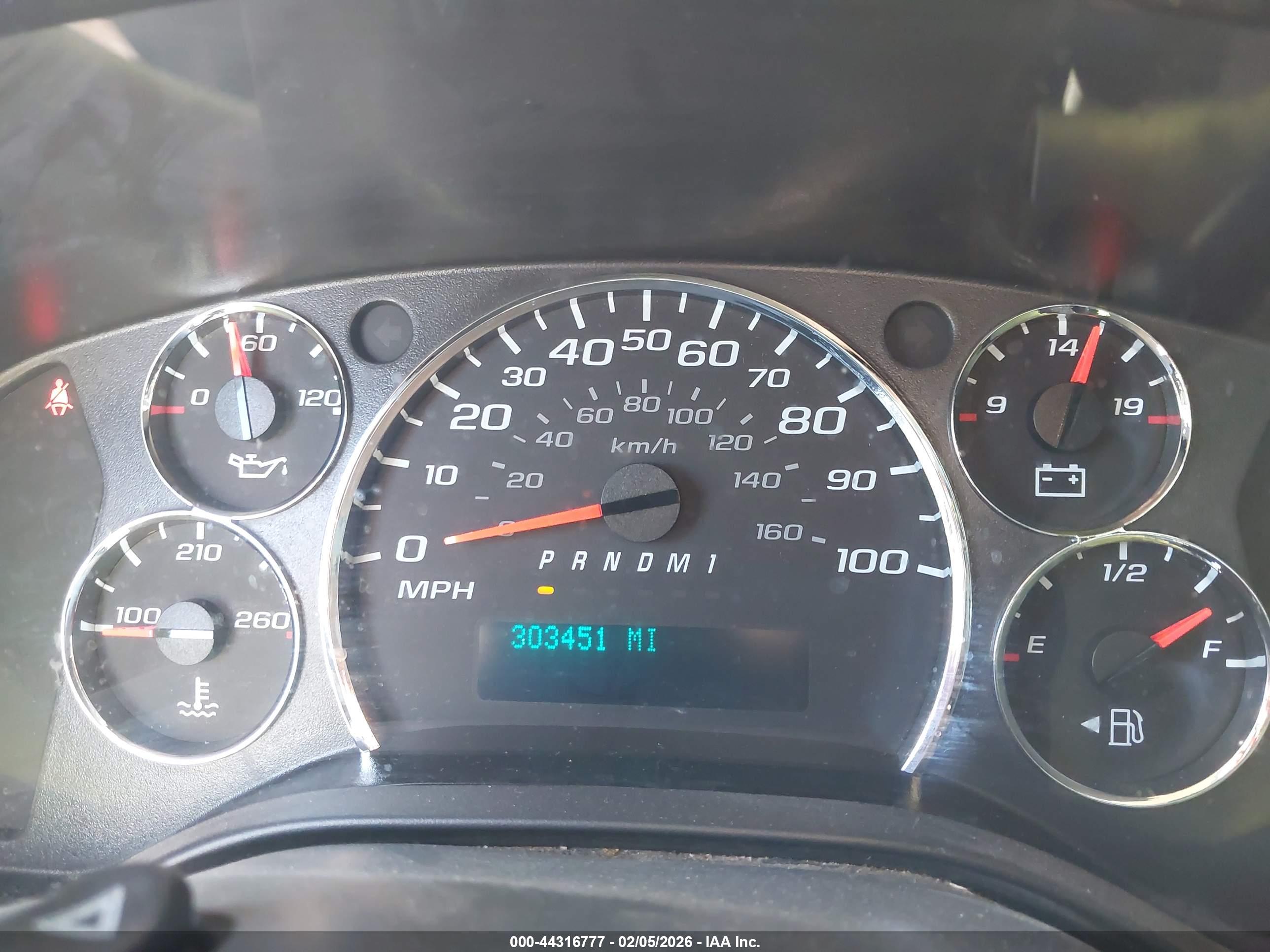 CHEVROLET EXPRESS image 7