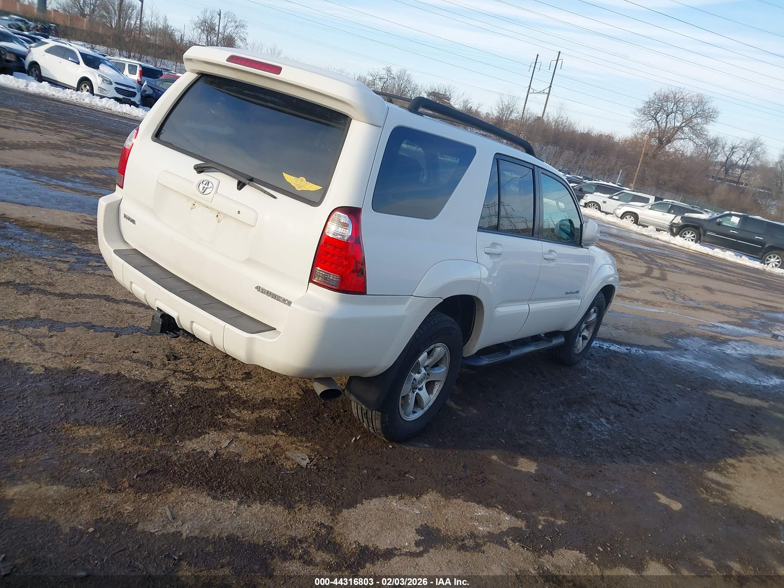 TOYOTA 4RUNNER image 4