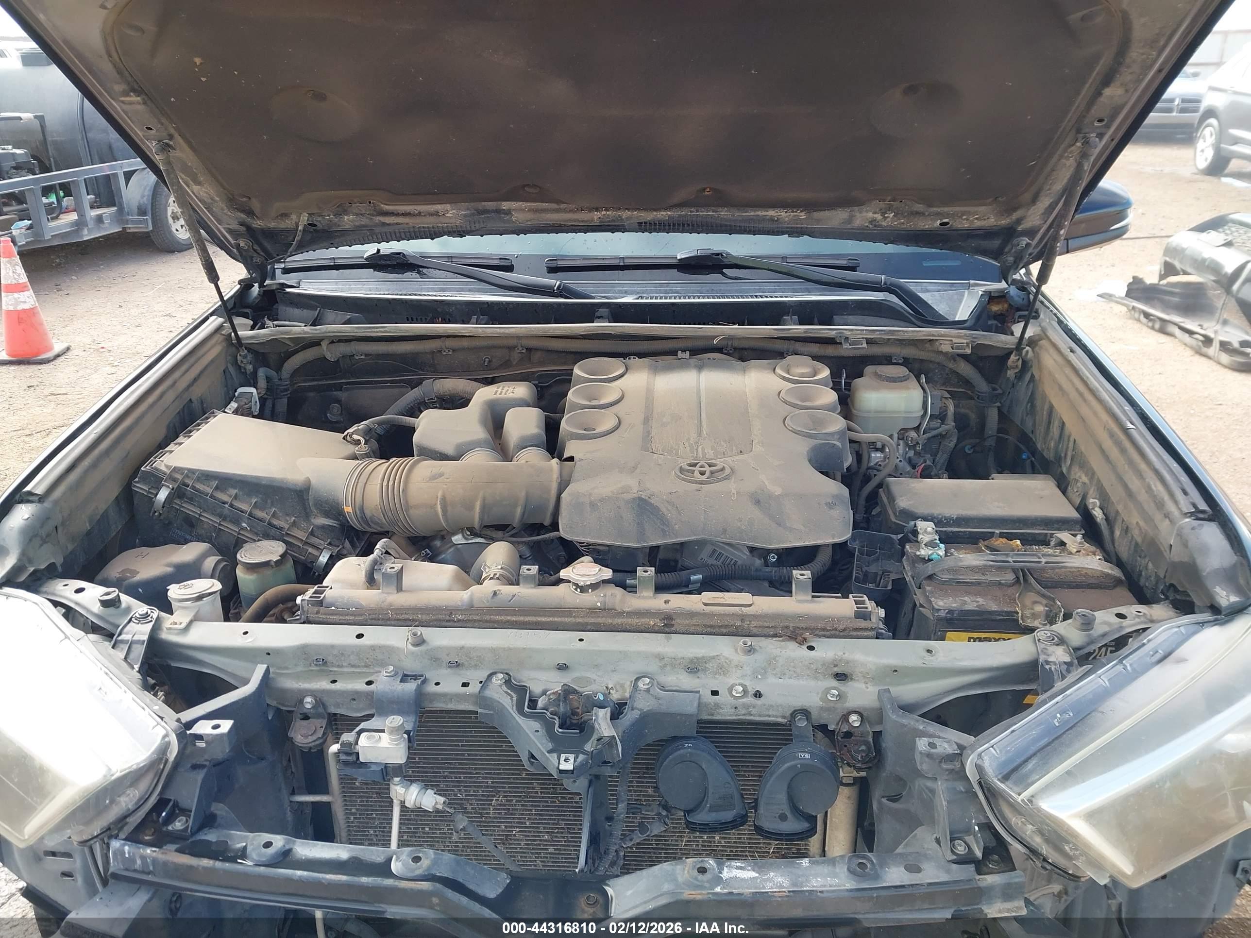 TOYOTA 4RUNNER image 10