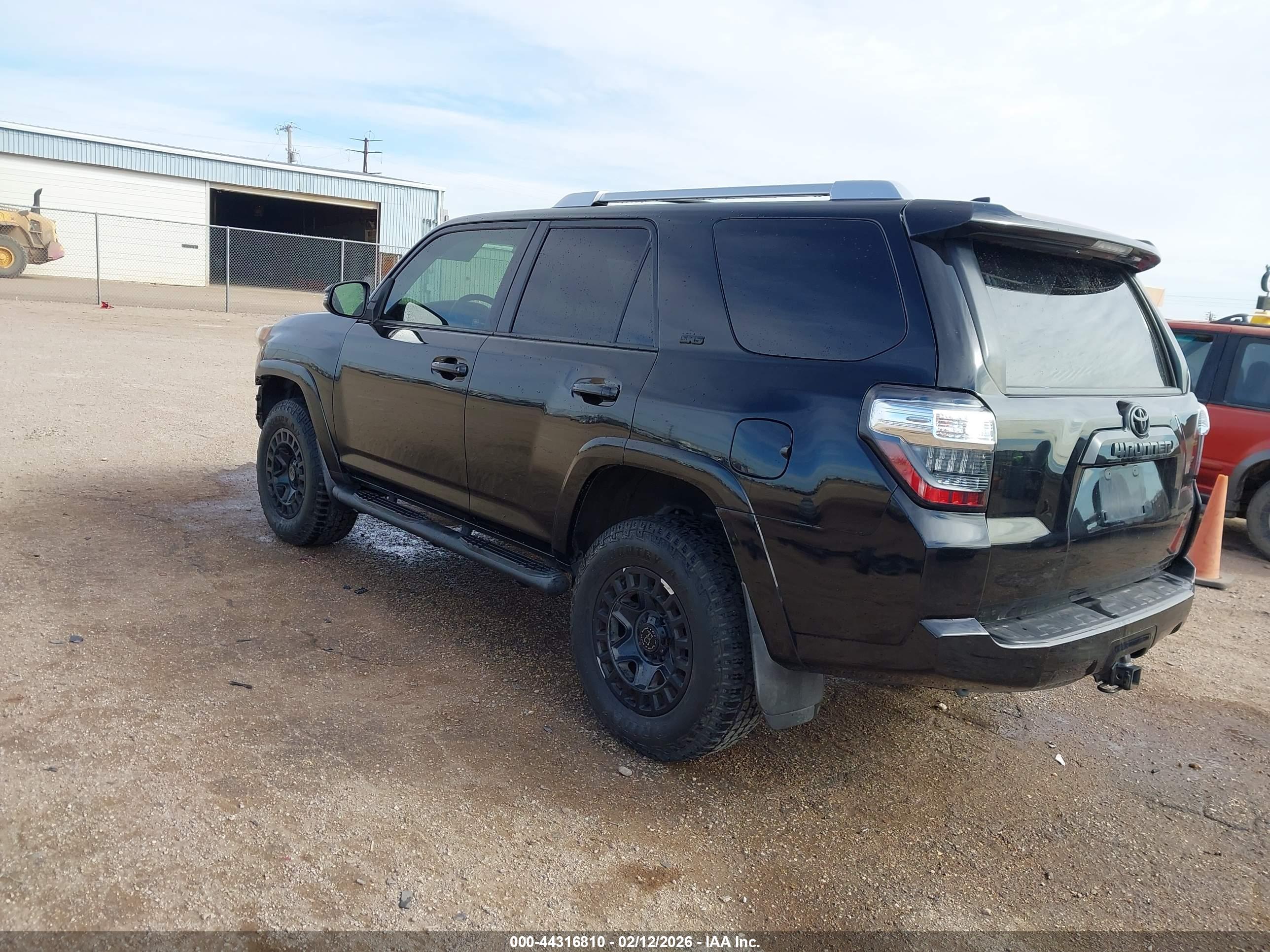 TOYOTA 4RUNNER image 3