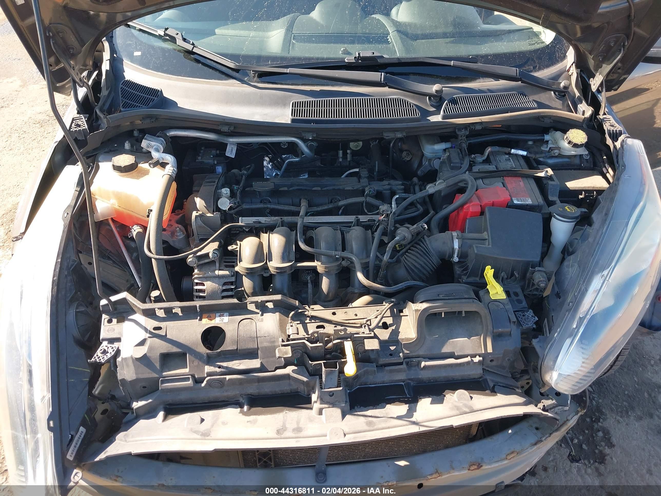 FORD FIESTA image 10