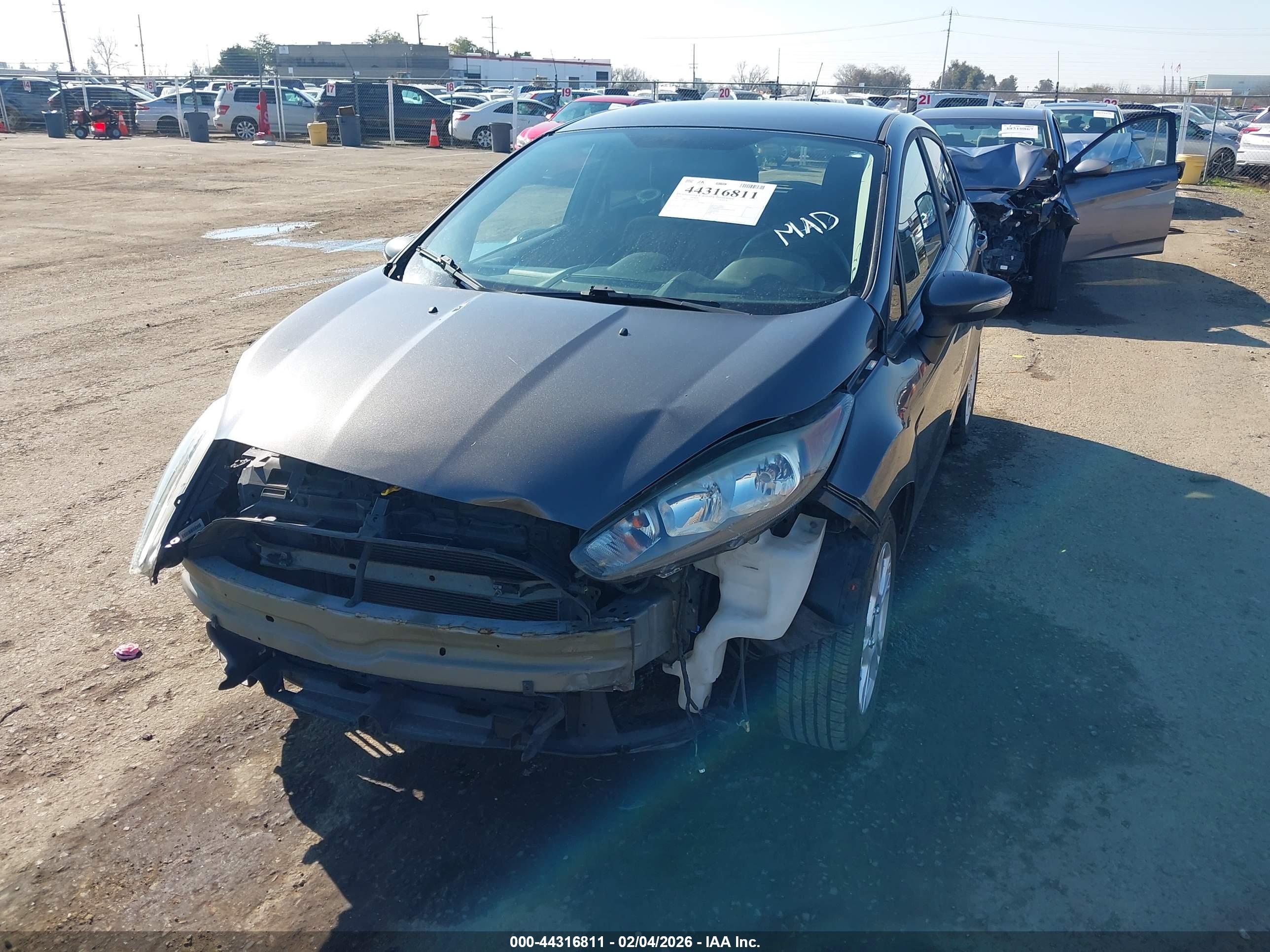 FORD FIESTA image 2