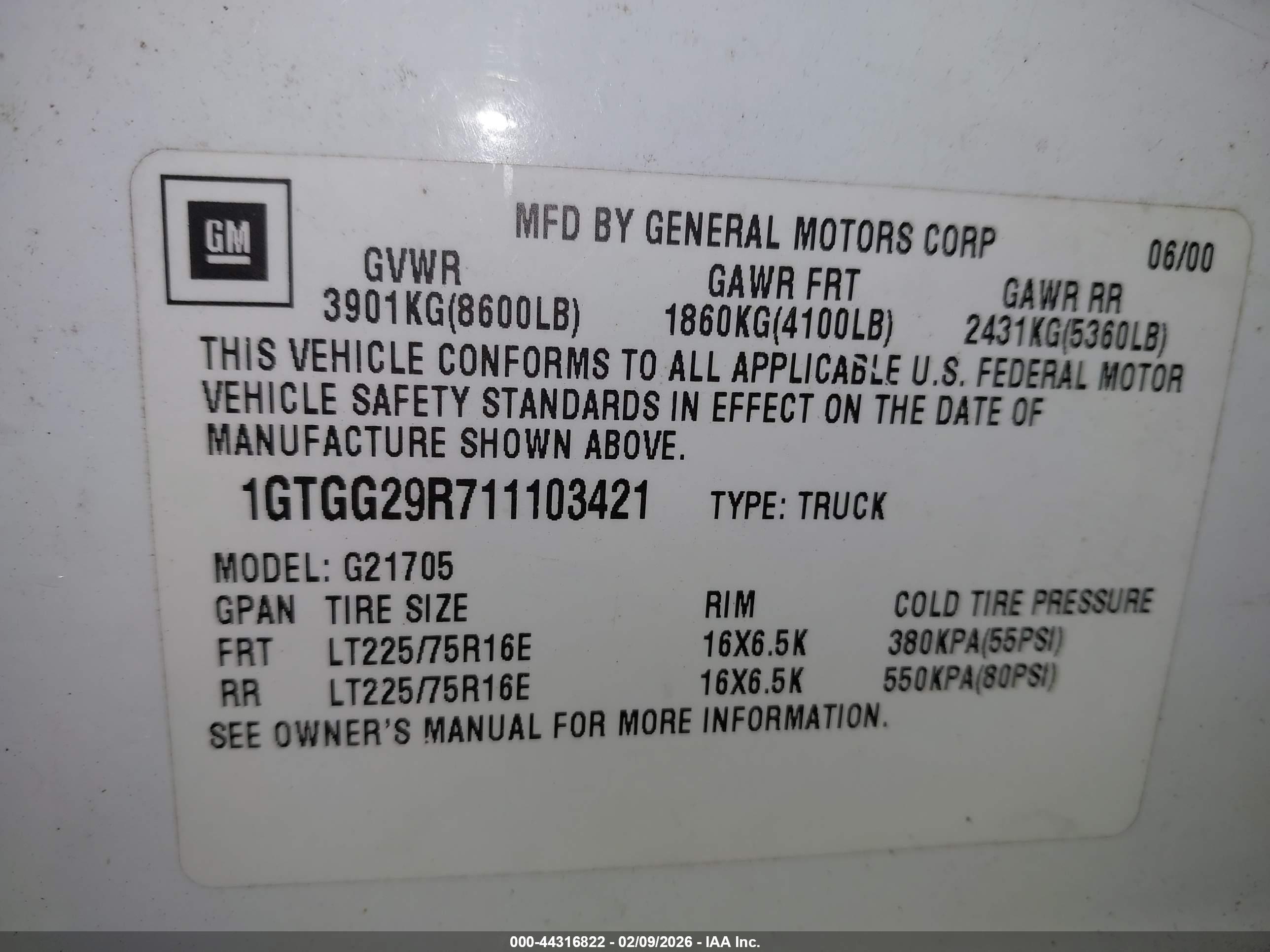 GMC SAVANA image 9
