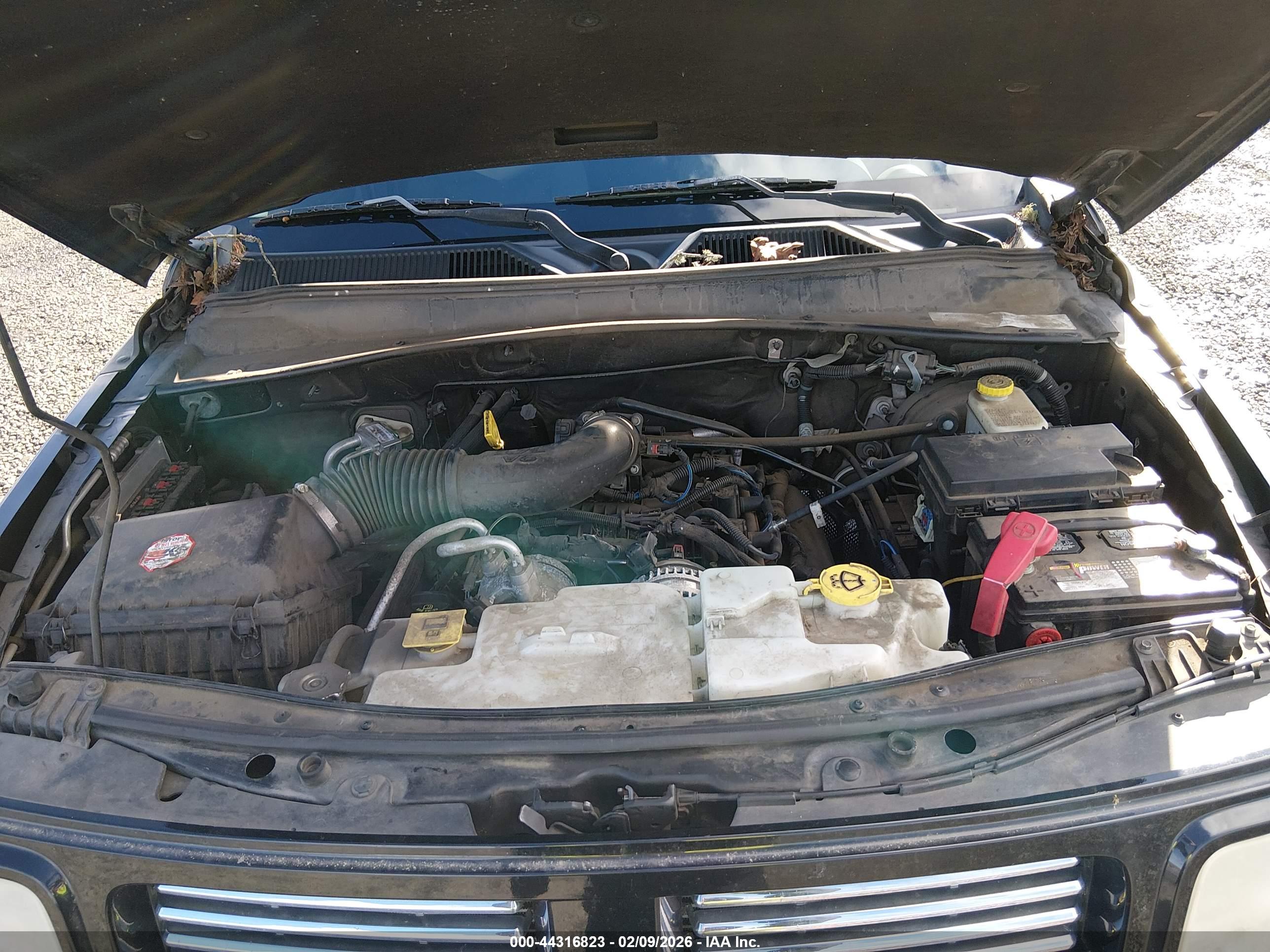 DODGE NITRO image 10