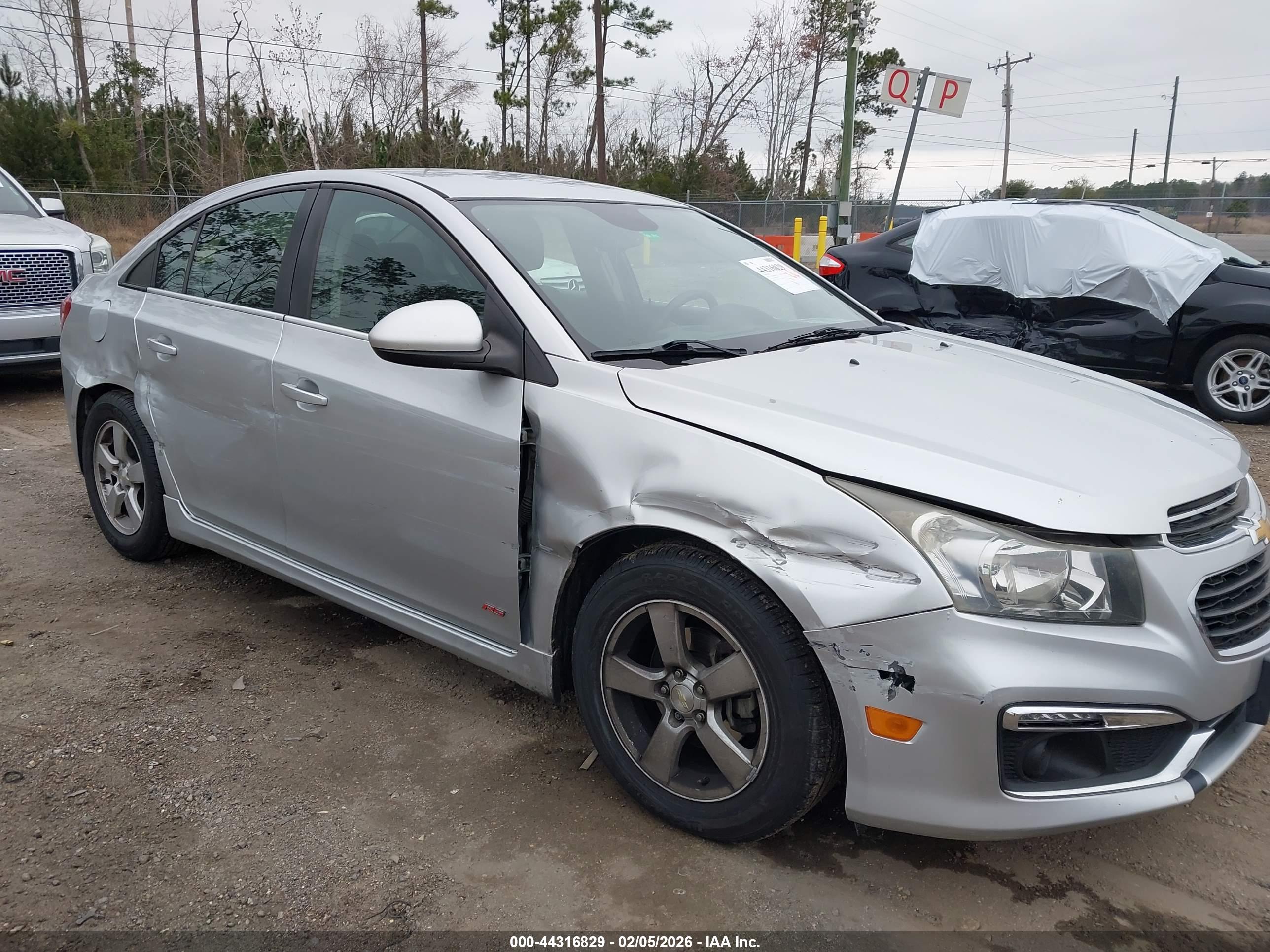 CHEVROLET CRUZE image 6