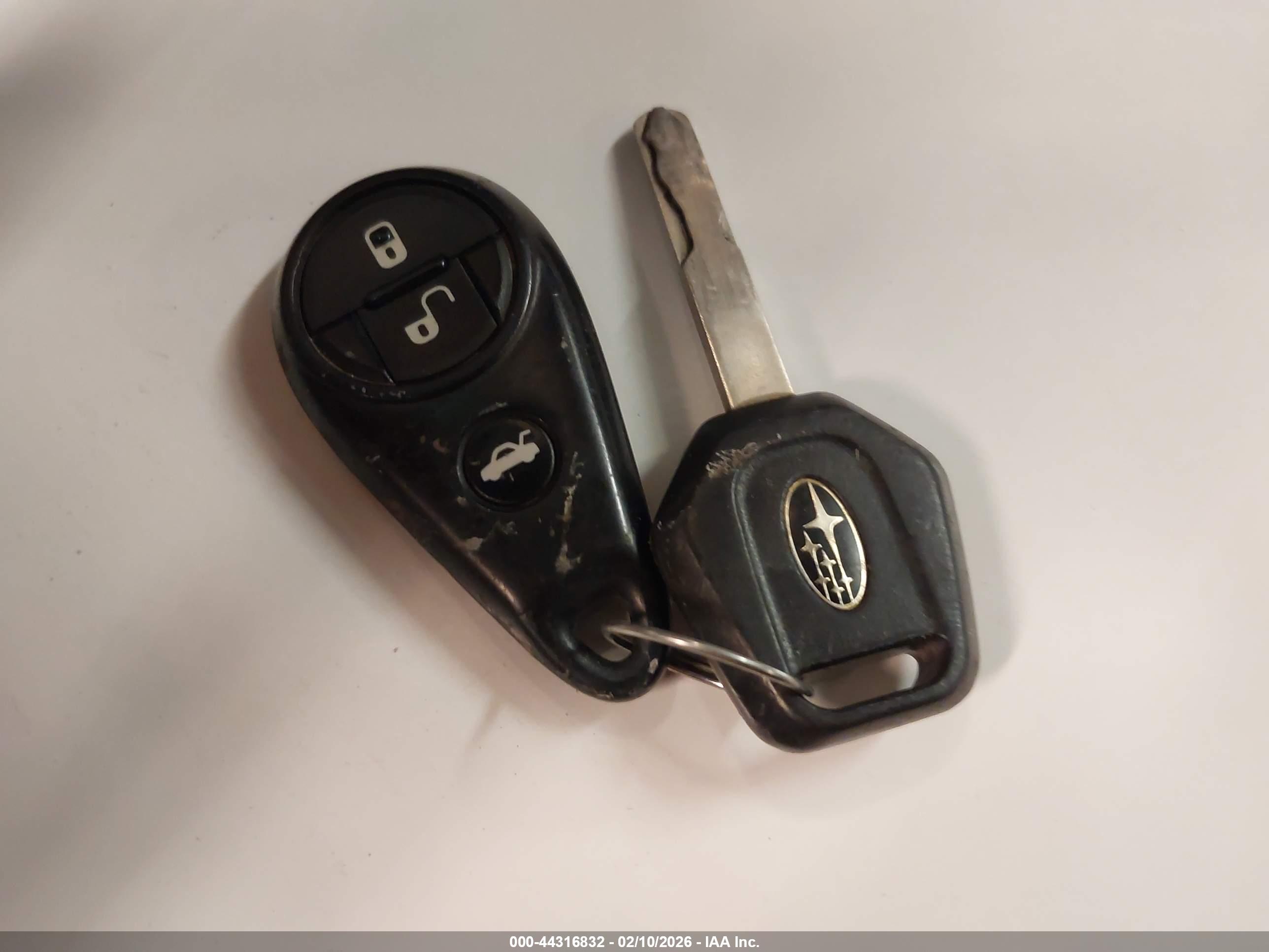 SUBARU FORESTER image 11