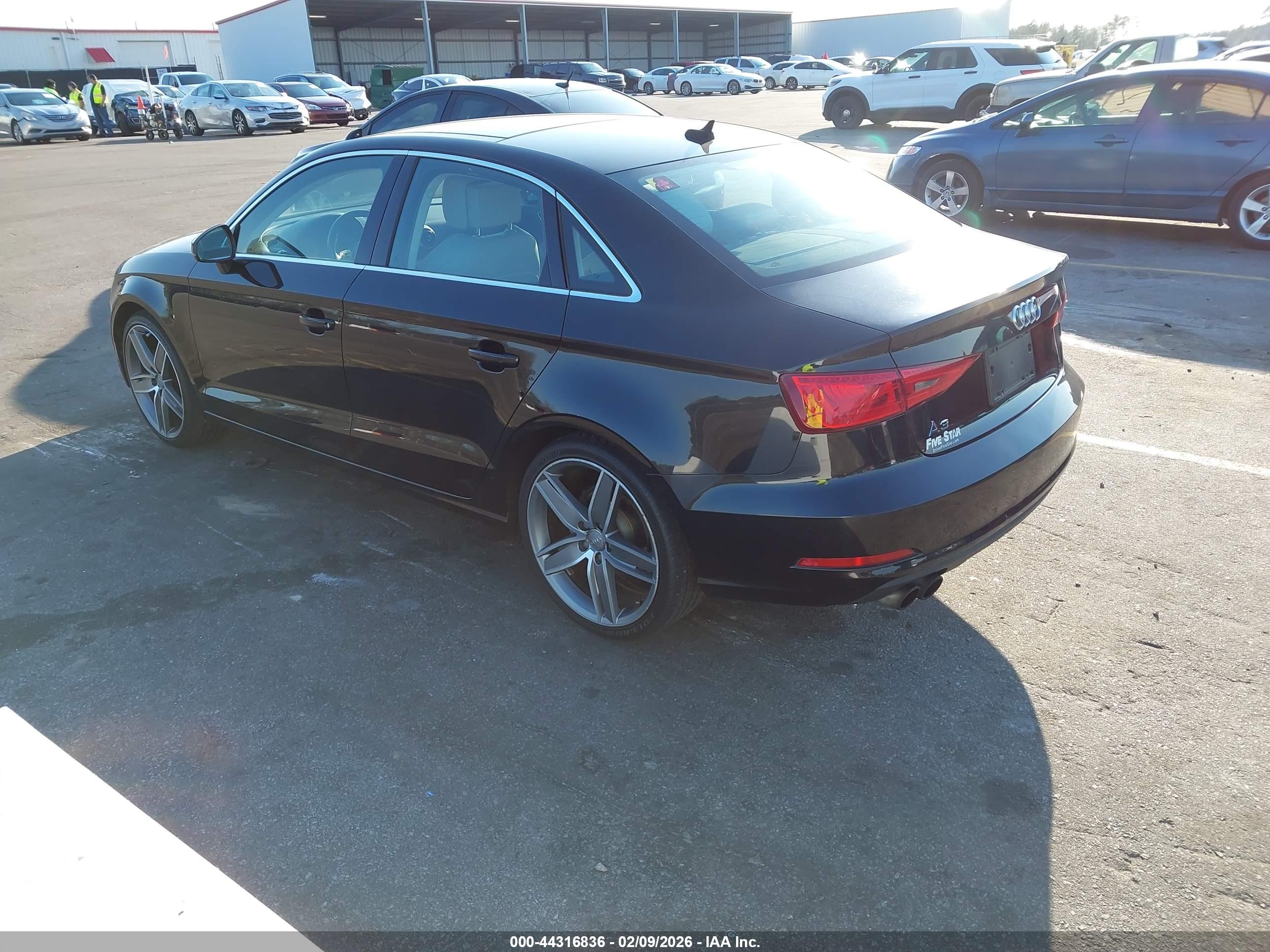AUDI A3 image 3
