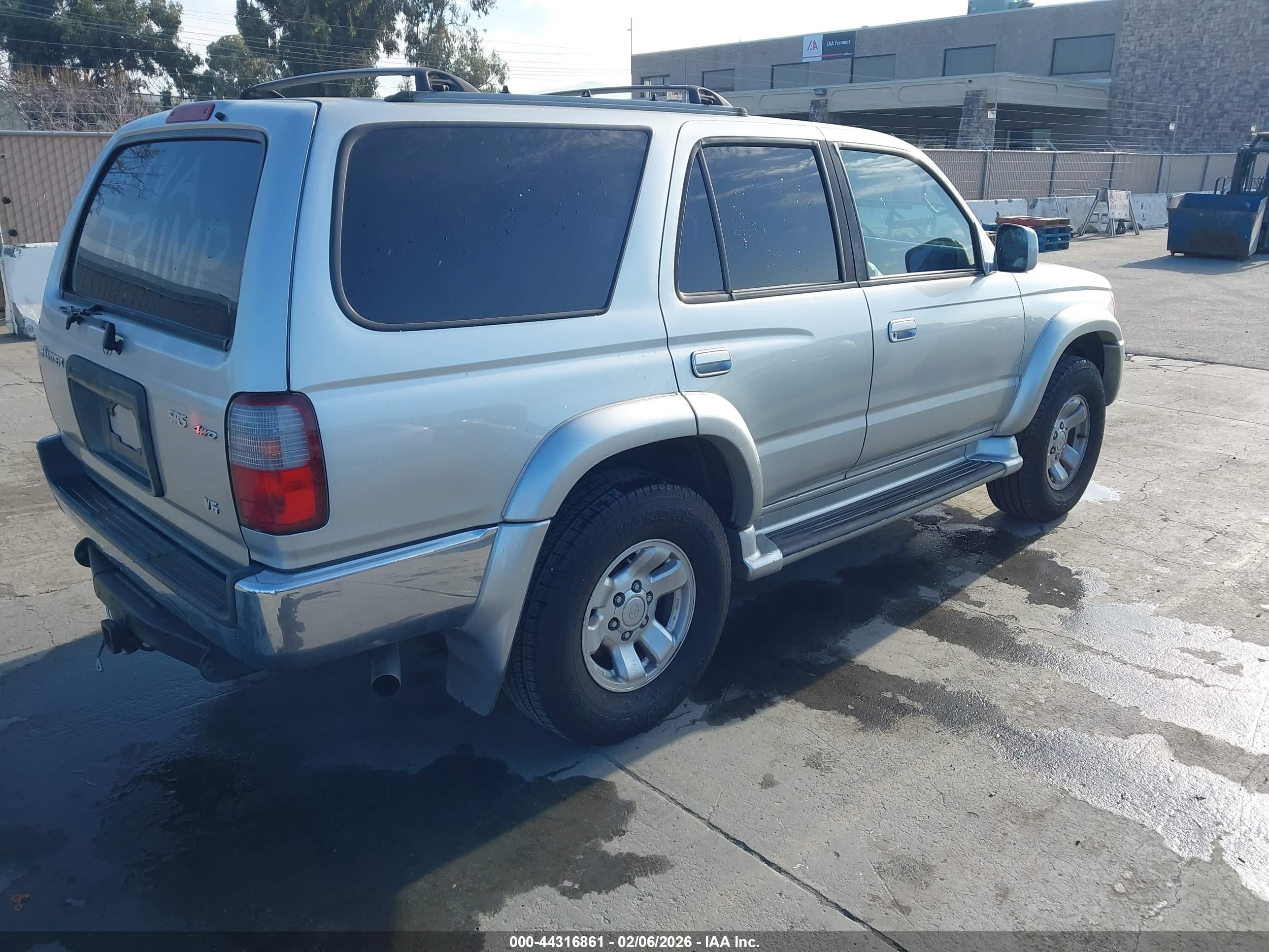 TOYOTA 4RUNNER image 4